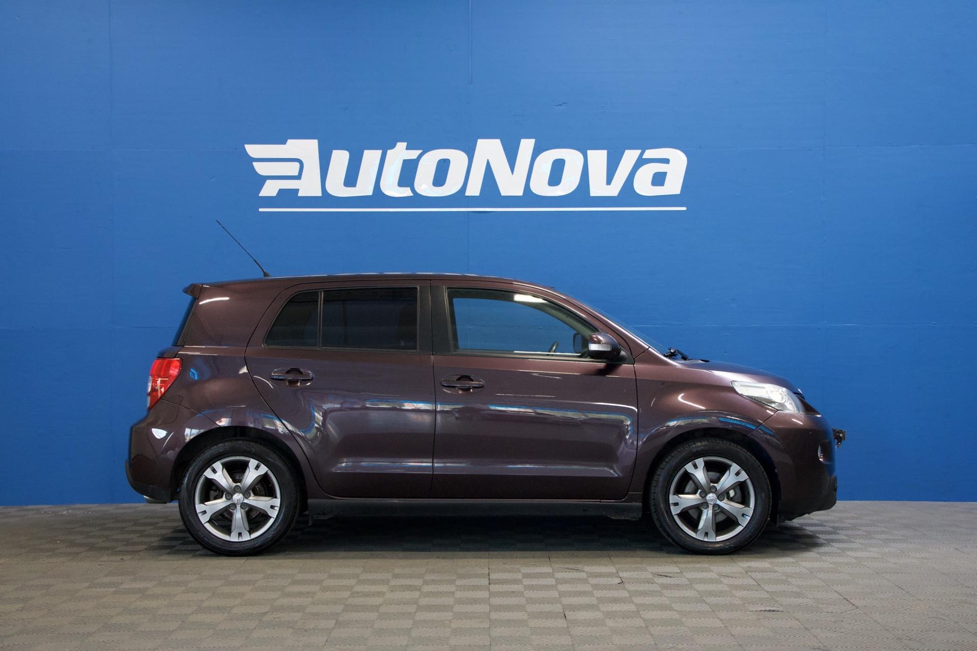 TOYOTA Urban Cruiser 2