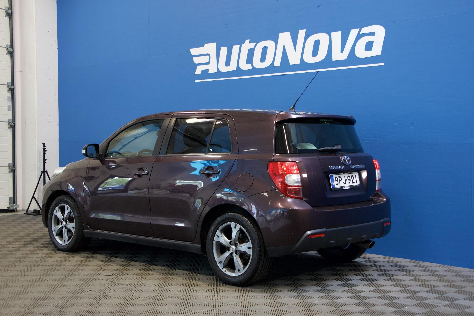 TOYOTA Urban Cruiser 5