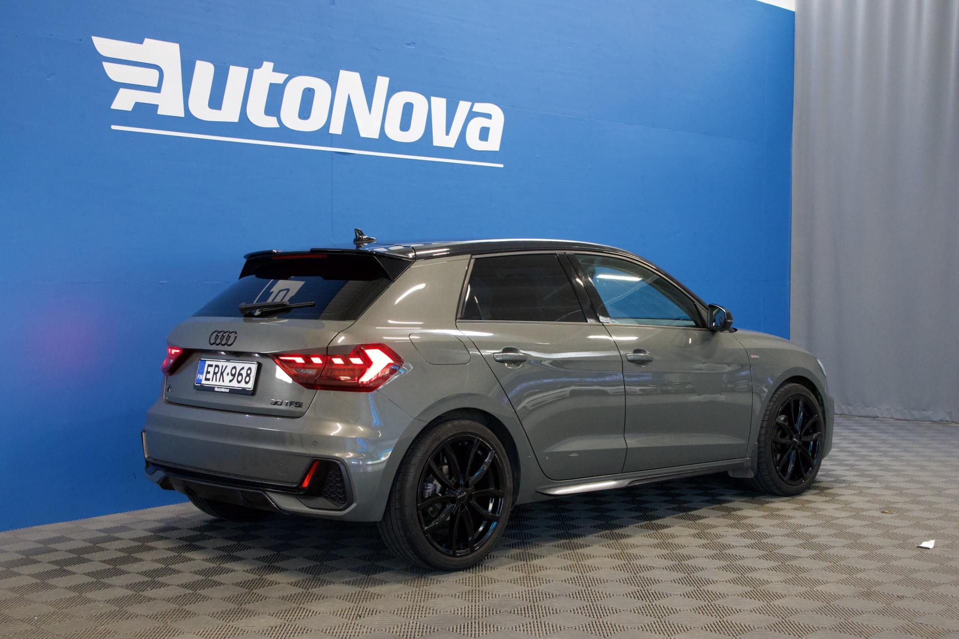 AUDI A1 3