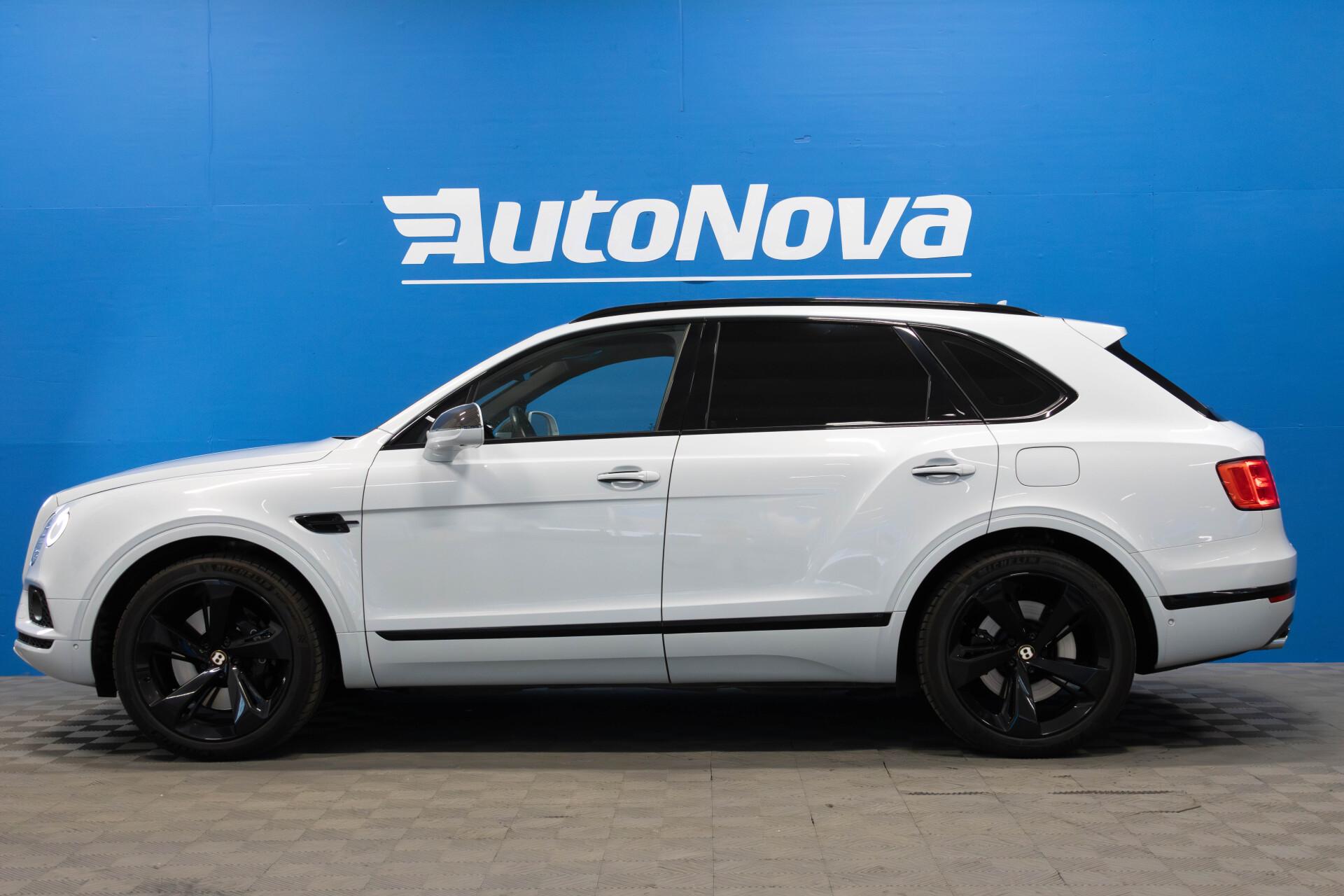 BENTLEY Bentayga 6