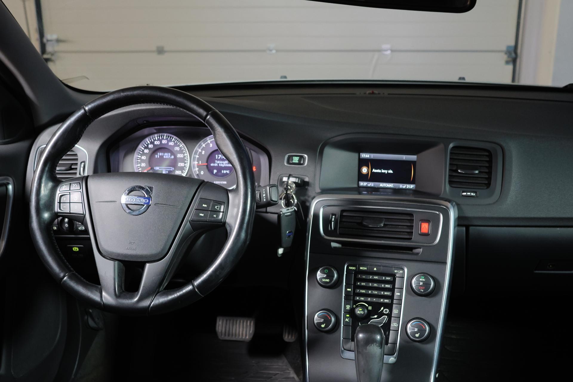 VOLVO S60 12