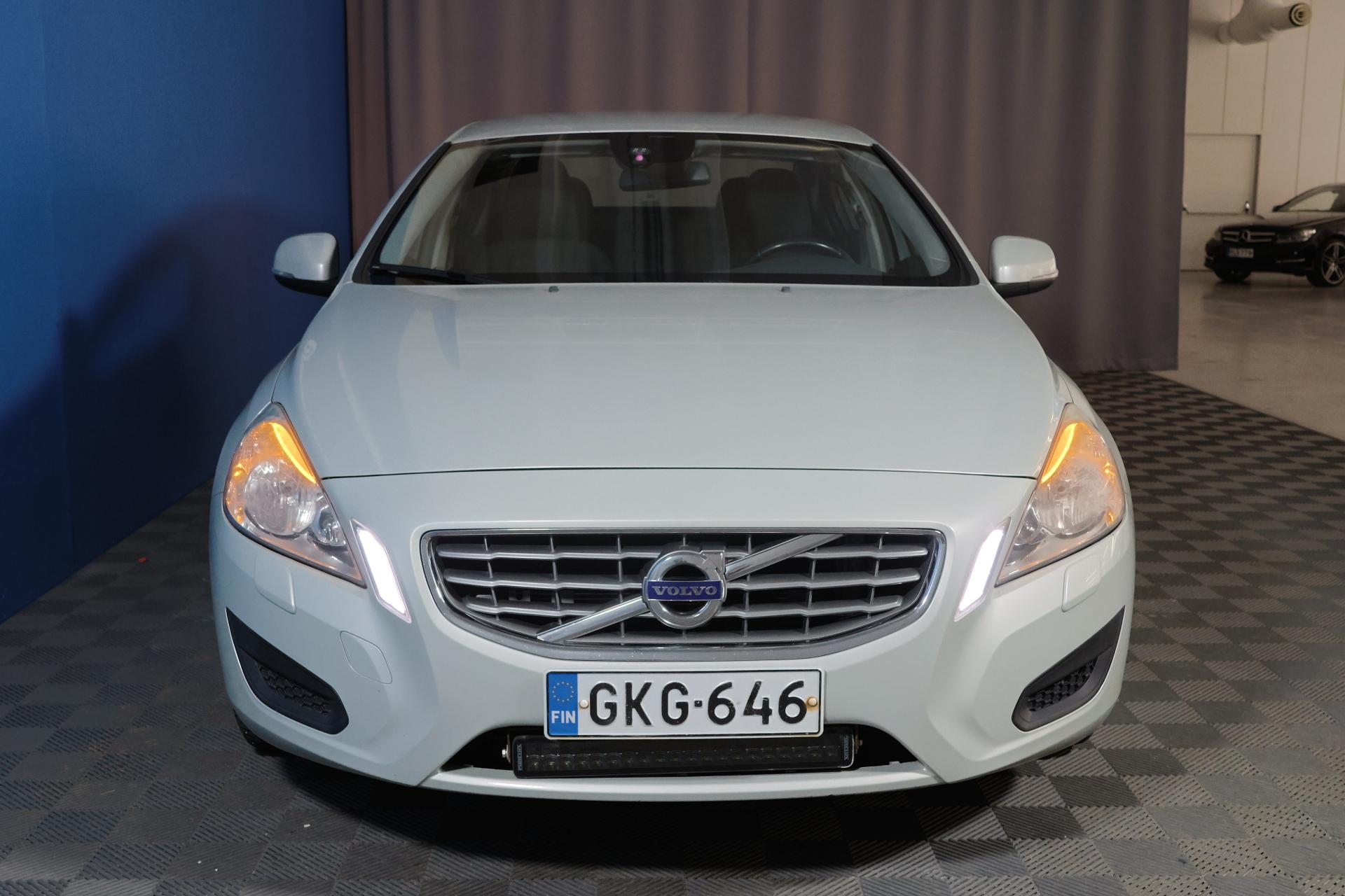 VOLVO S60 7