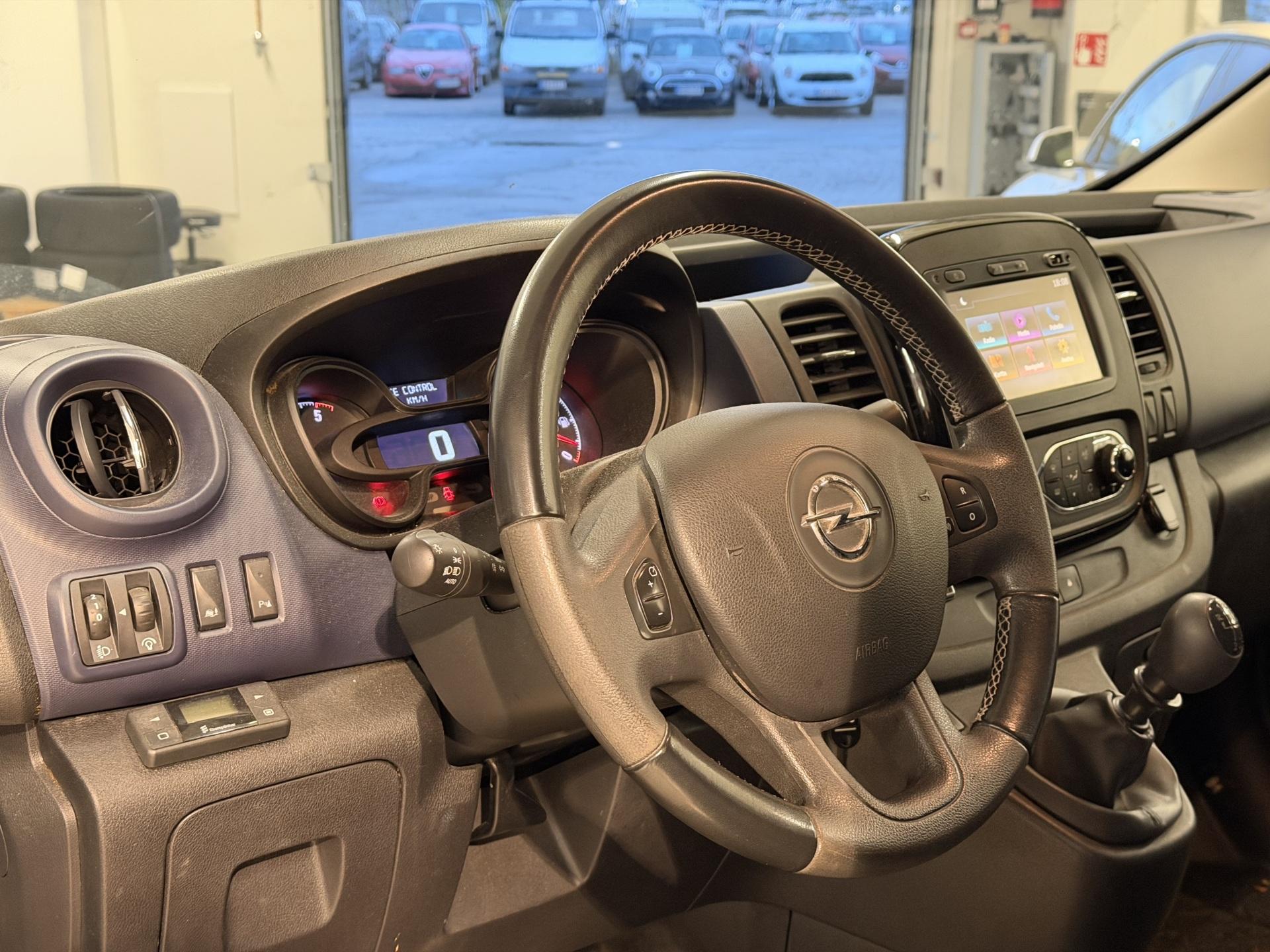 OPEL Vivaro 2019