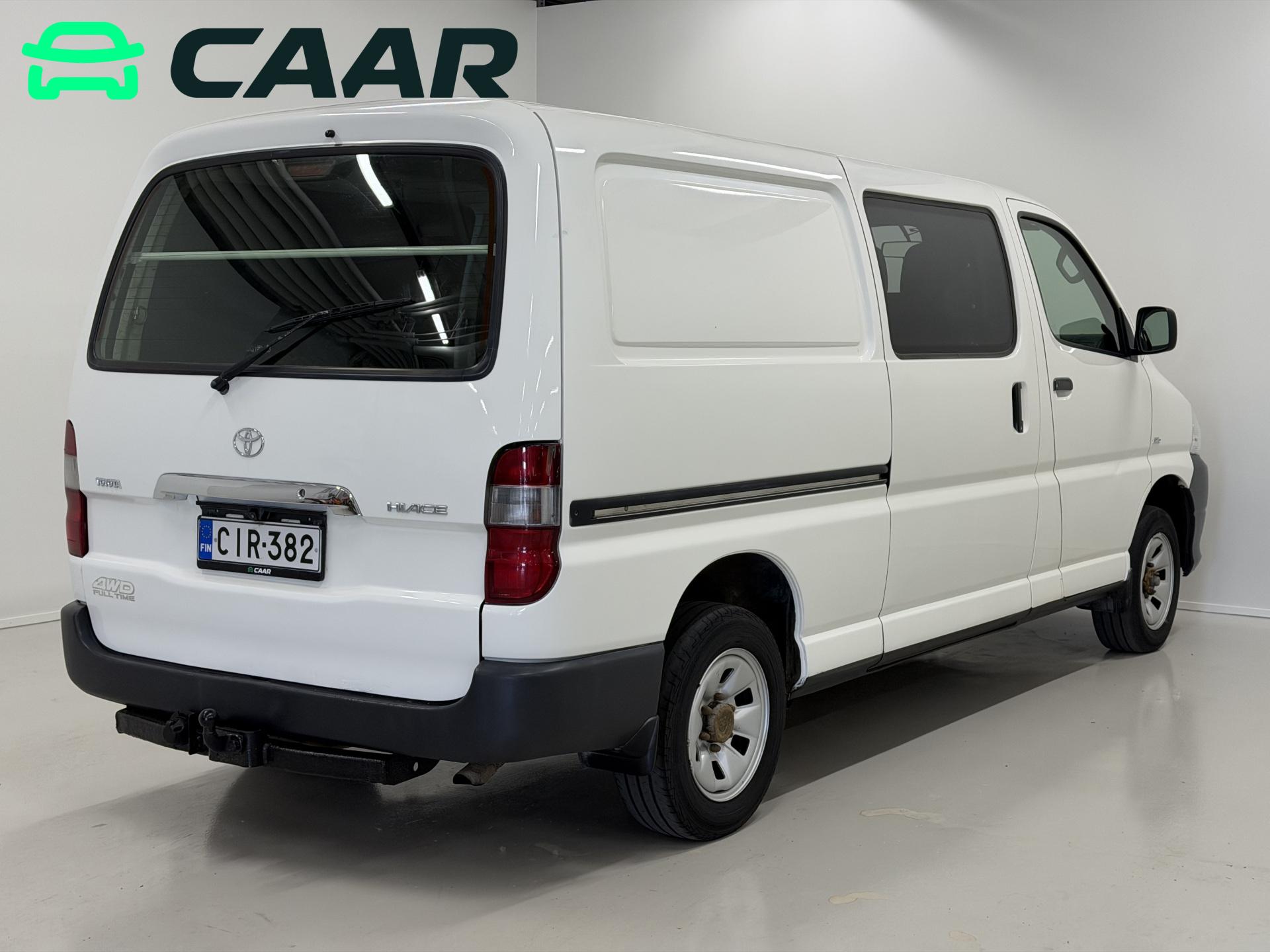 TOYOTA Hiace 2012