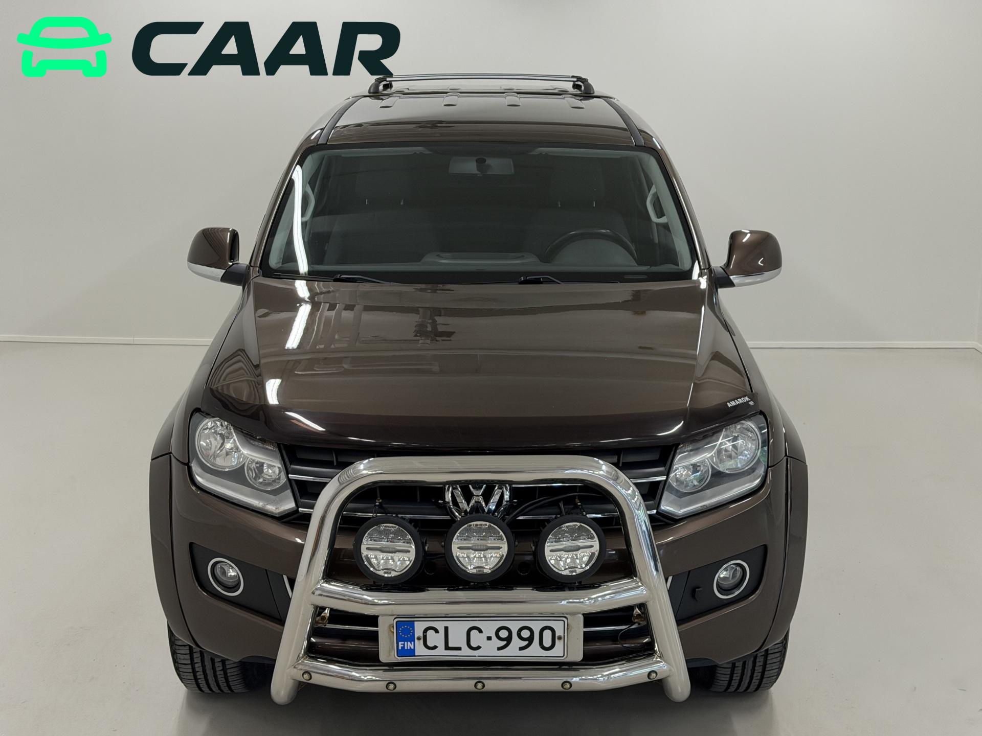 VOLKSWAGEN Amarok 2012