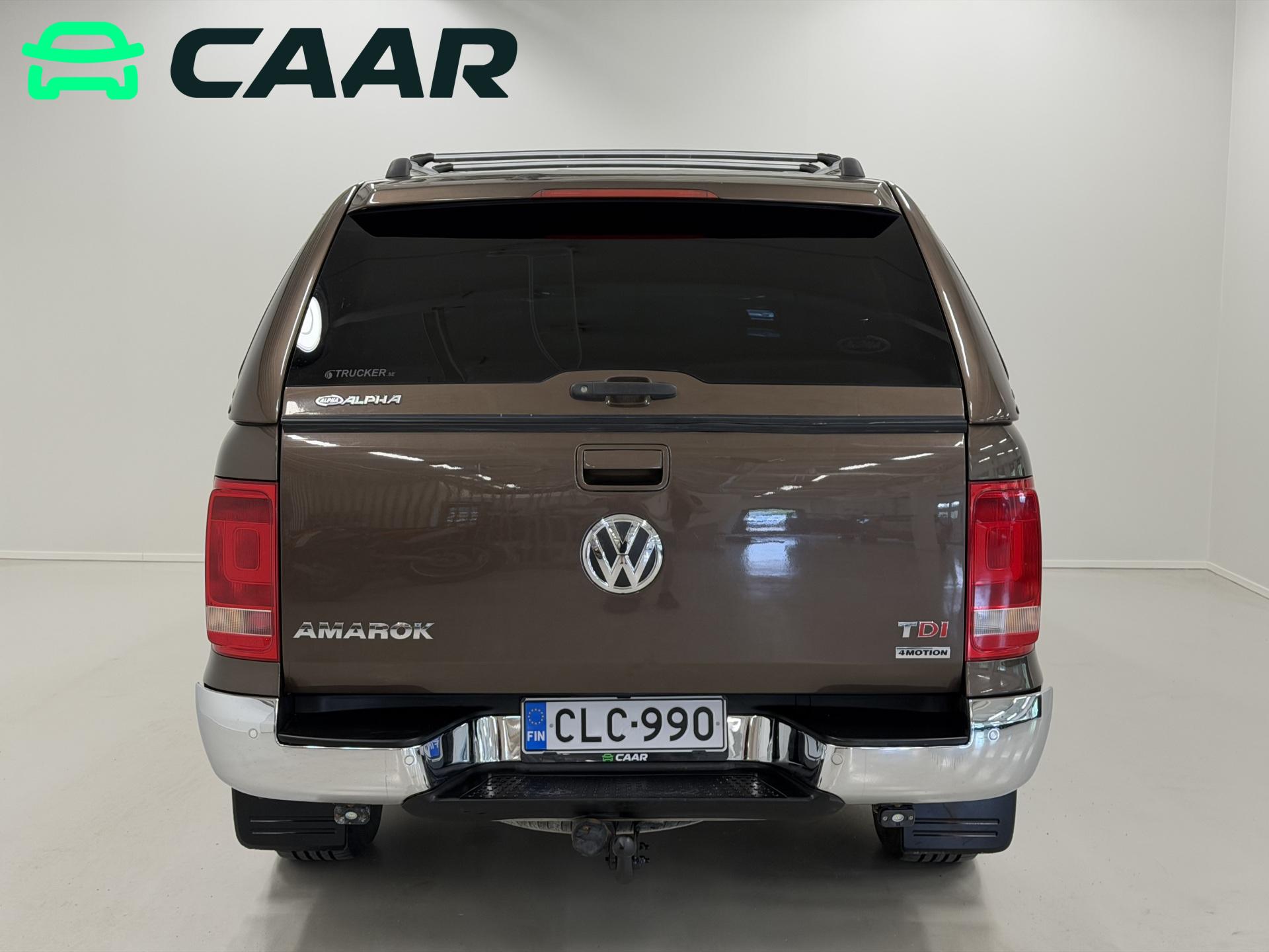 VOLKSWAGEN Amarok 2012