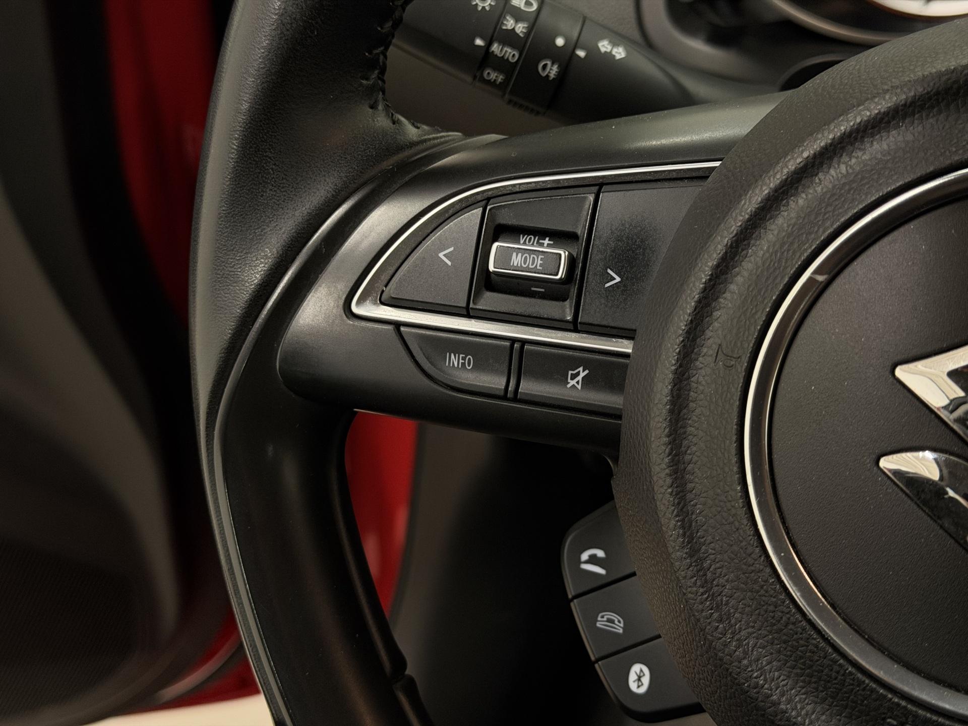SUZUKI Swift 2022