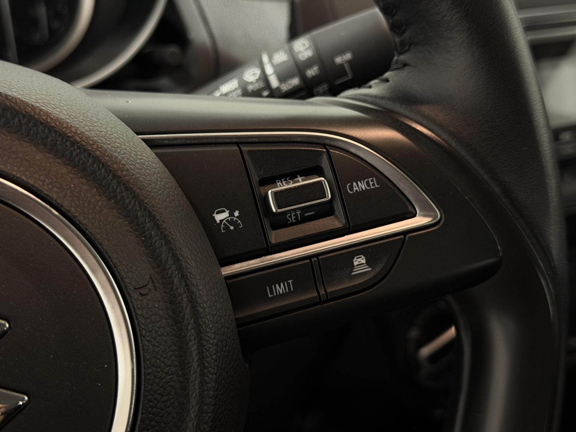 SUZUKI Swift 2022