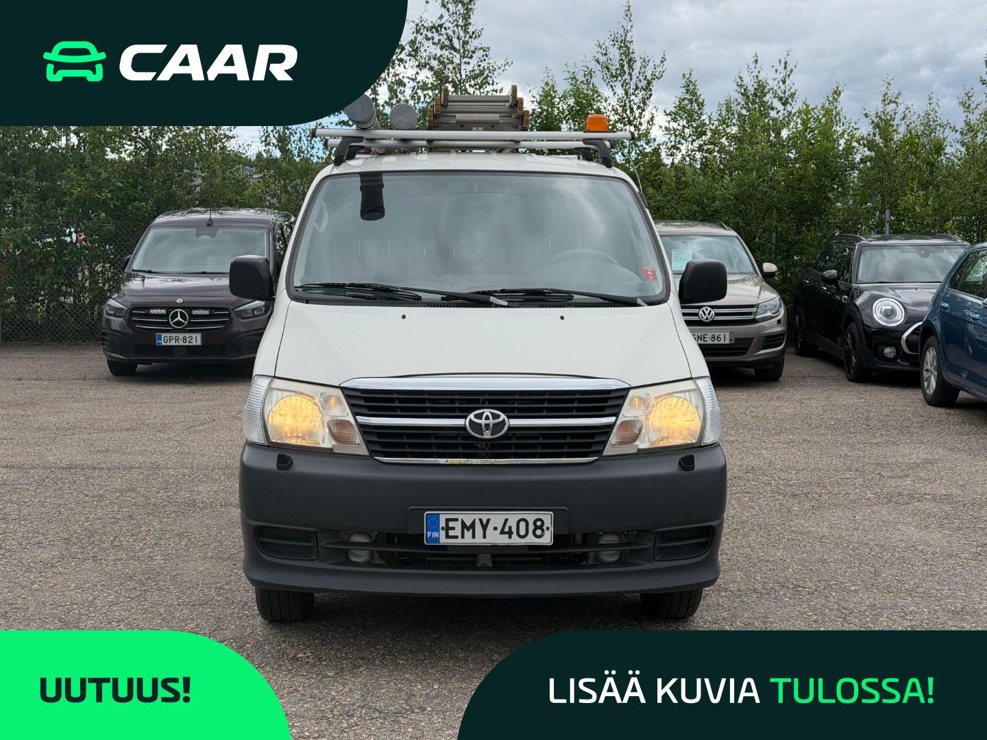 TOYOTA Hiace 2012