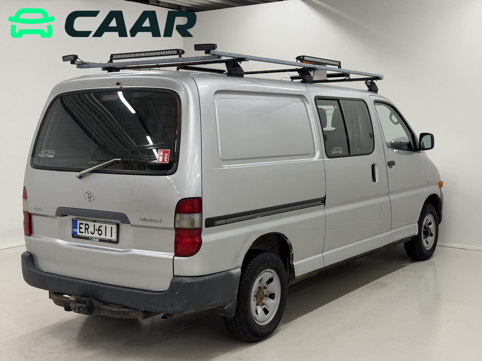 TOYOTA Hiace 2005