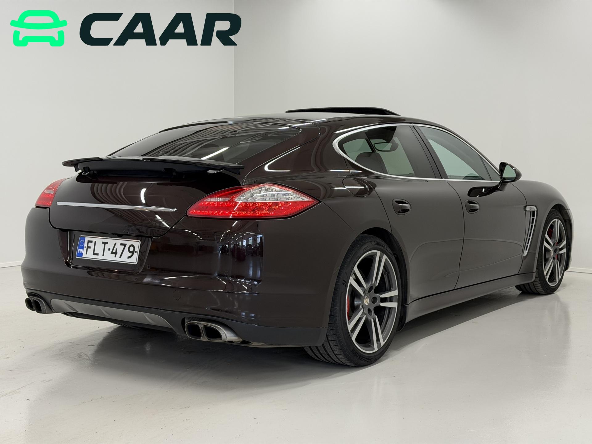PORSCHE Panamera 2010