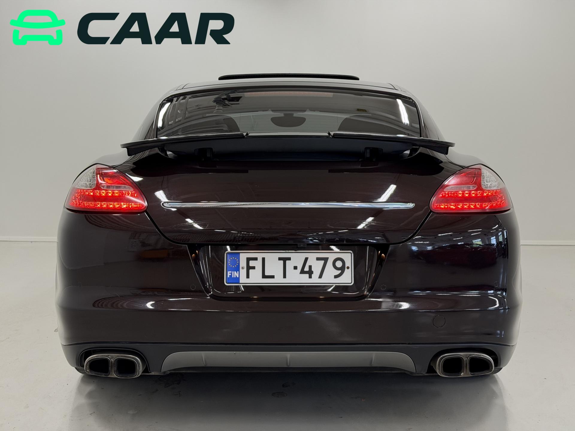PORSCHE Panamera 2010