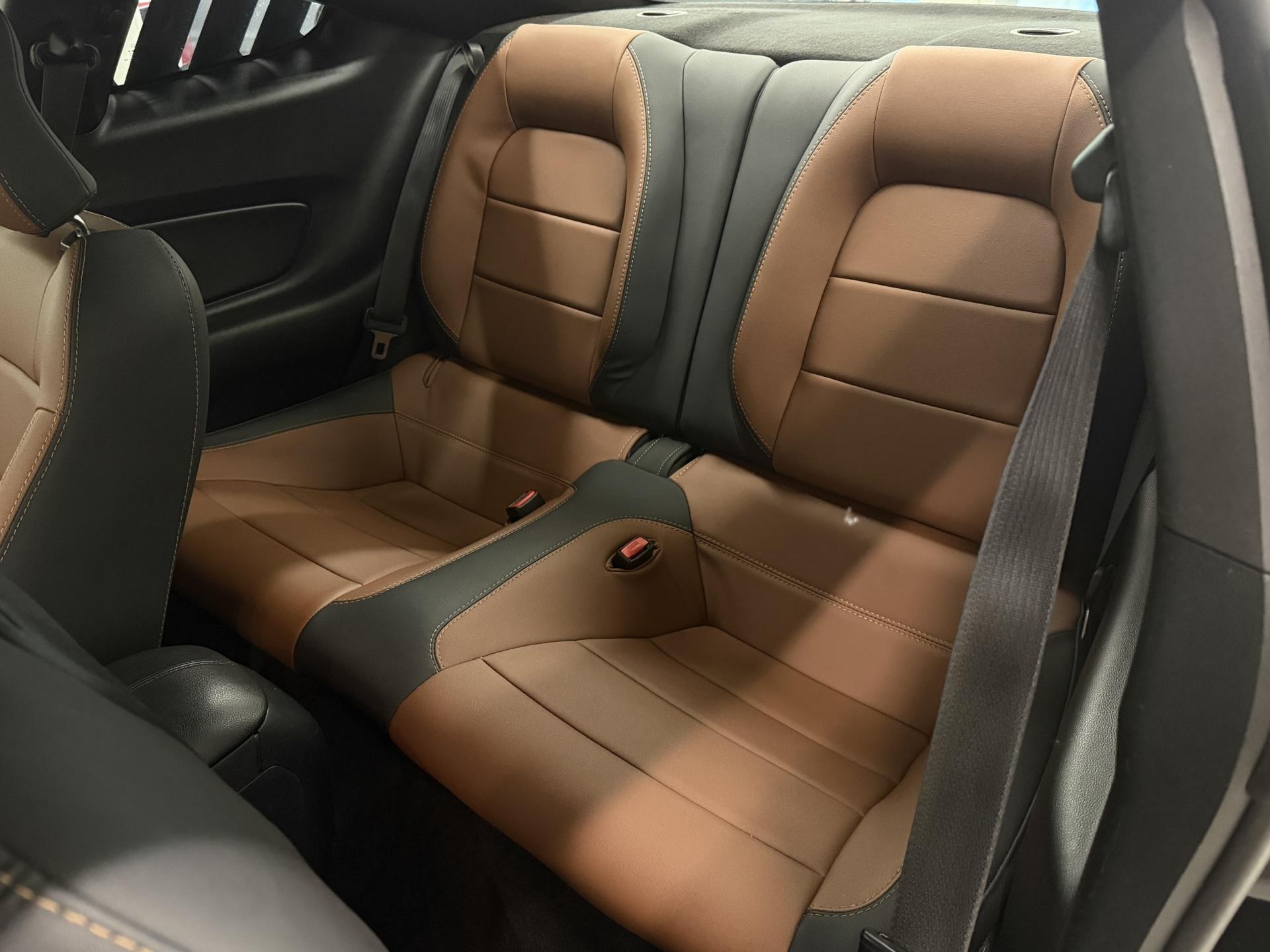 FORD Mustang 2015