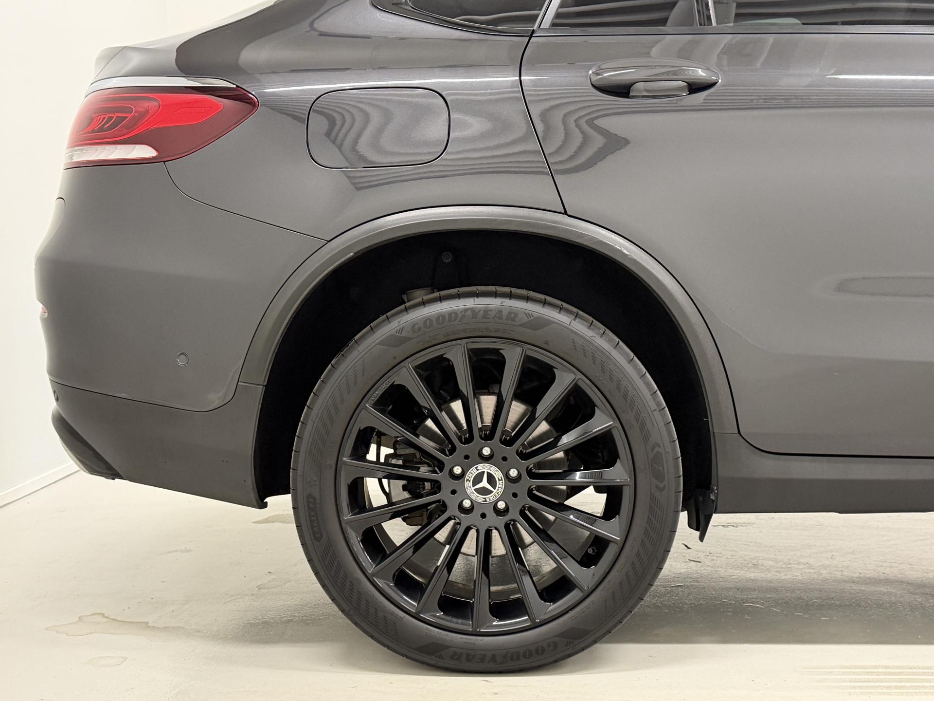 MERCEDES-BENZ GLC 2023