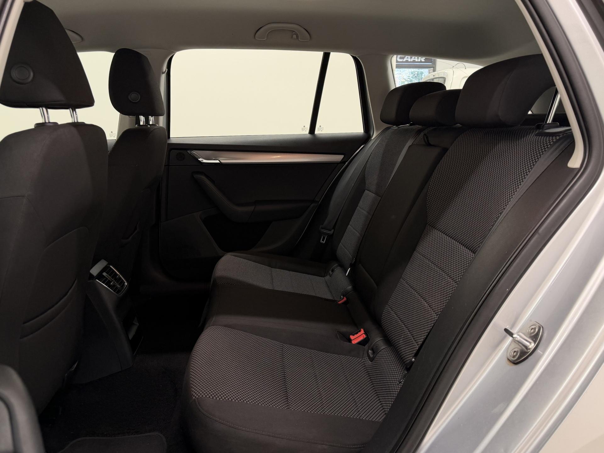 SKODA Octavia 2014