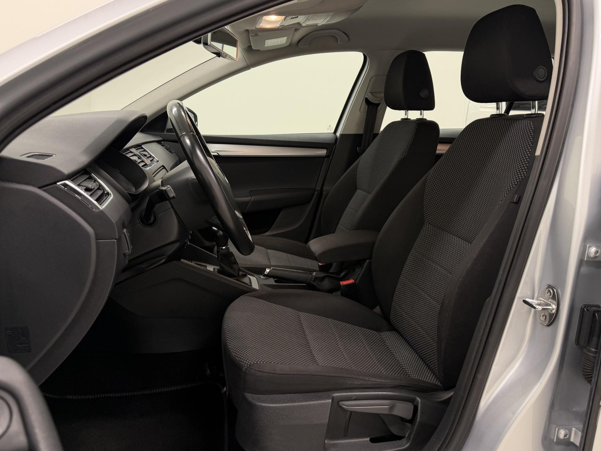 SKODA Octavia 2014