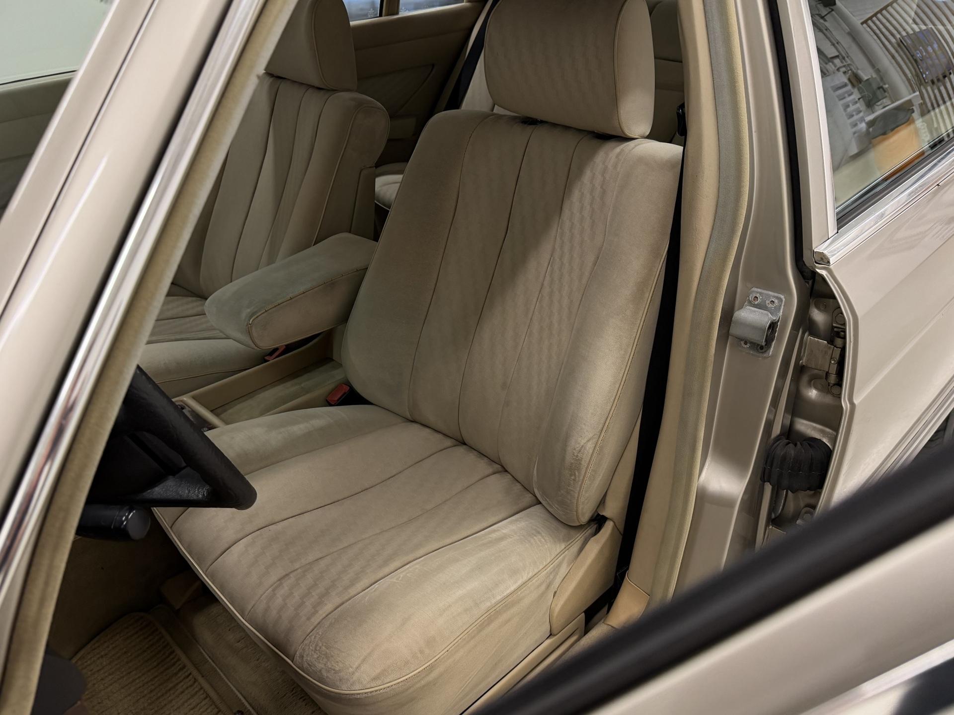 MERCEDES-BENZ S 1988