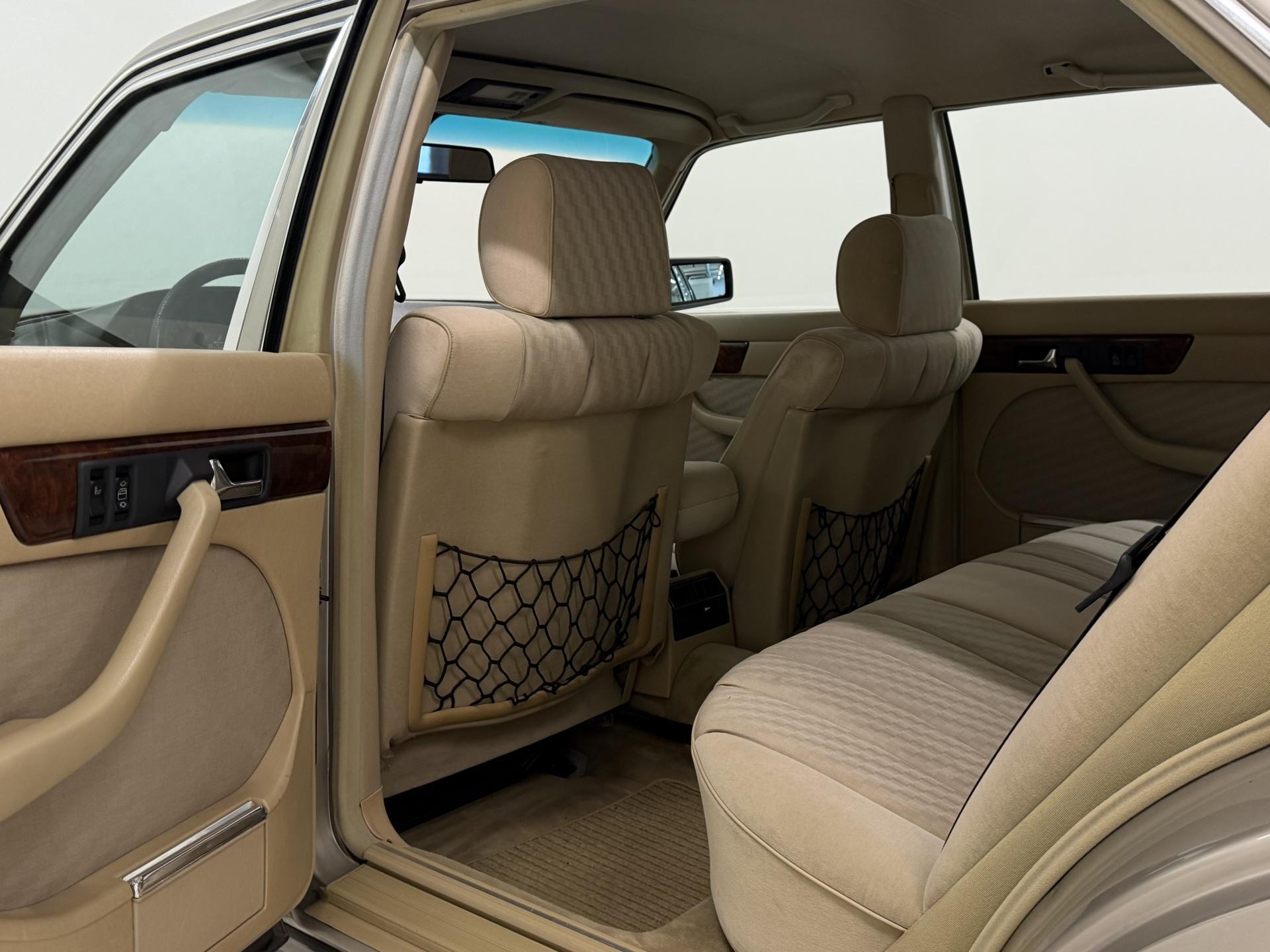 MERCEDES-BENZ S 1988