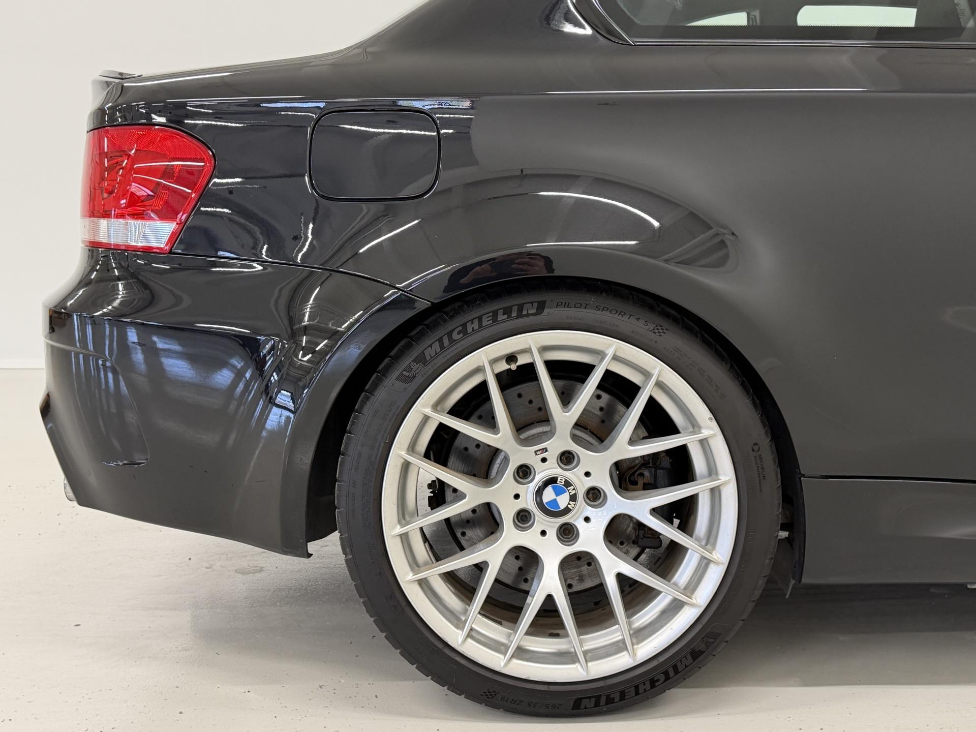 BMW 1M 2011
