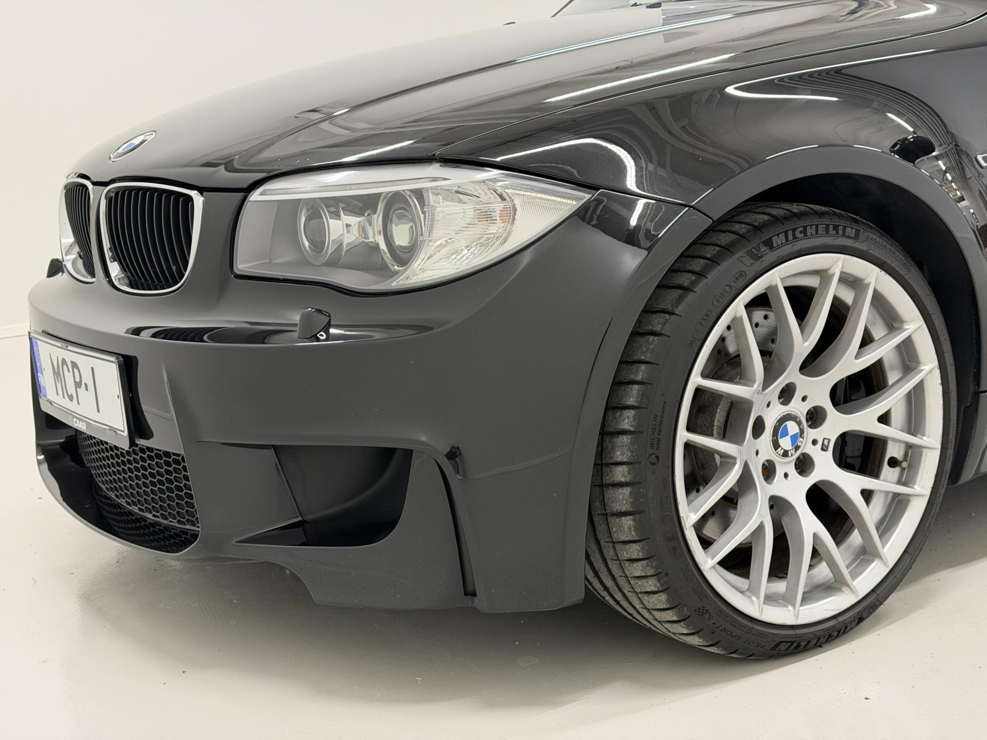 BMW 1M 2011