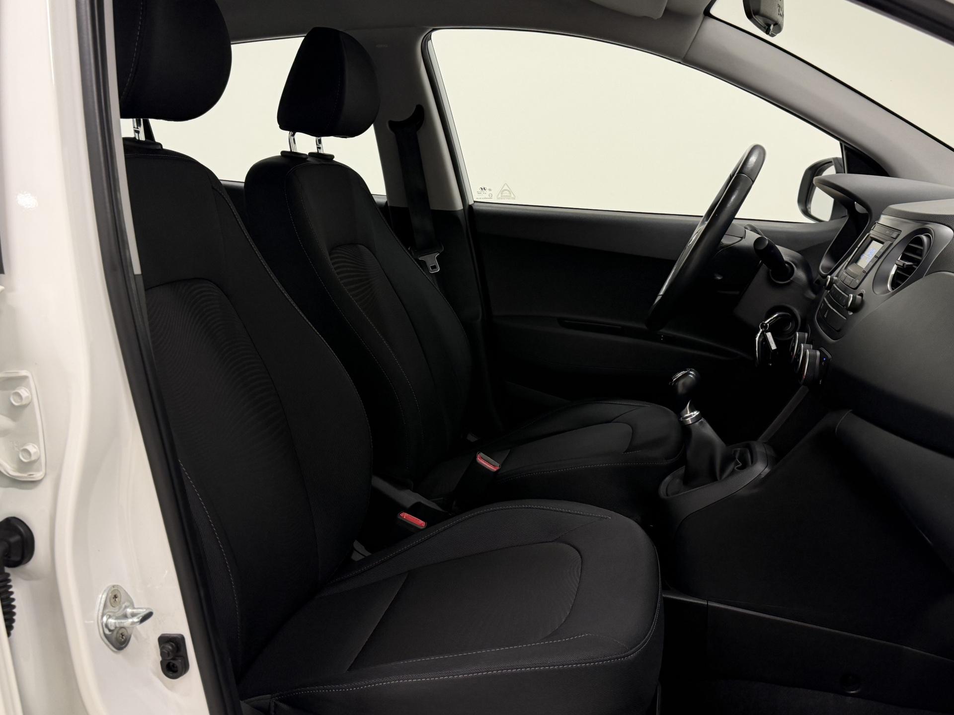 HYUNDAI i10 2018