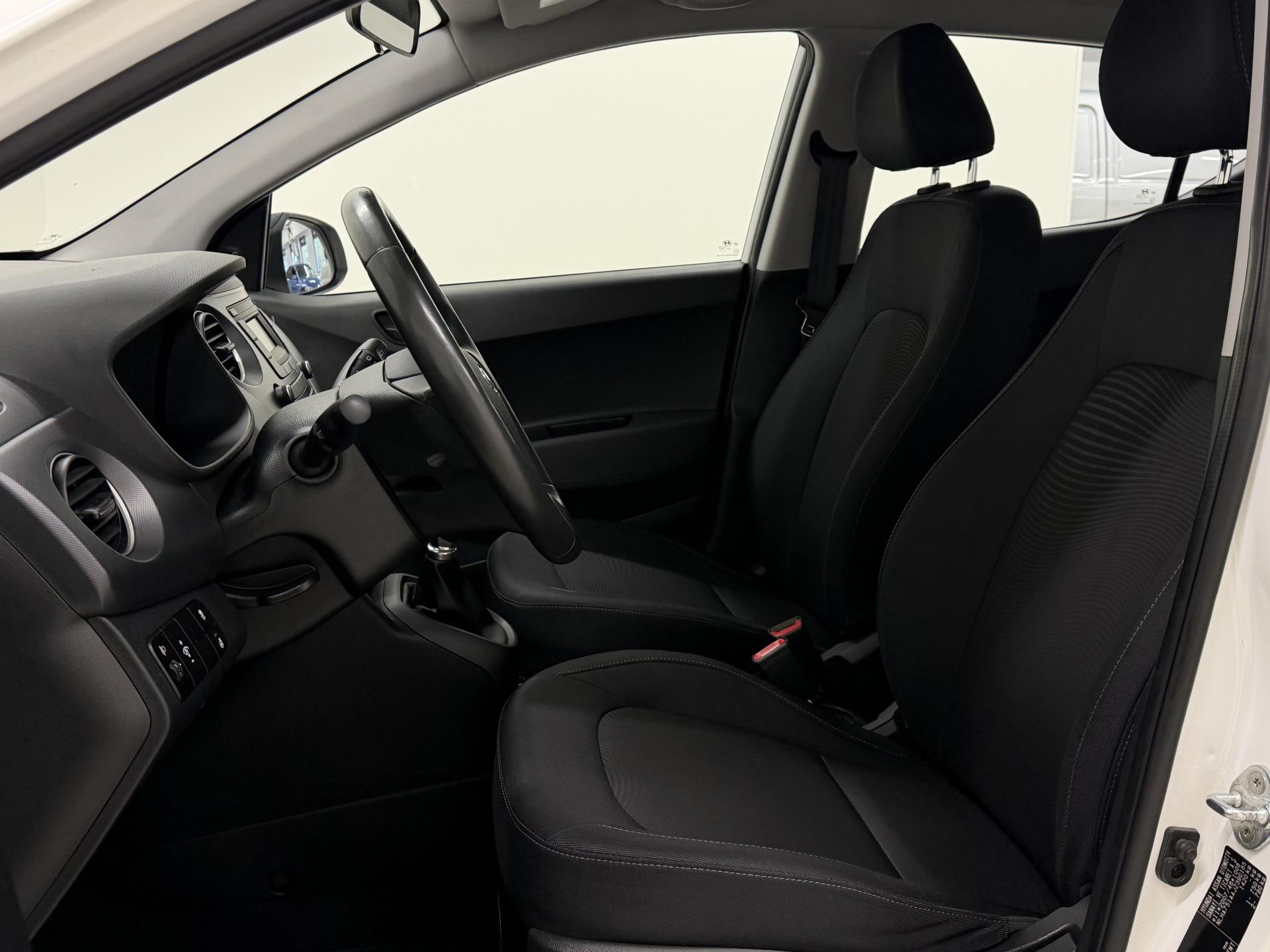 HYUNDAI i10 2018