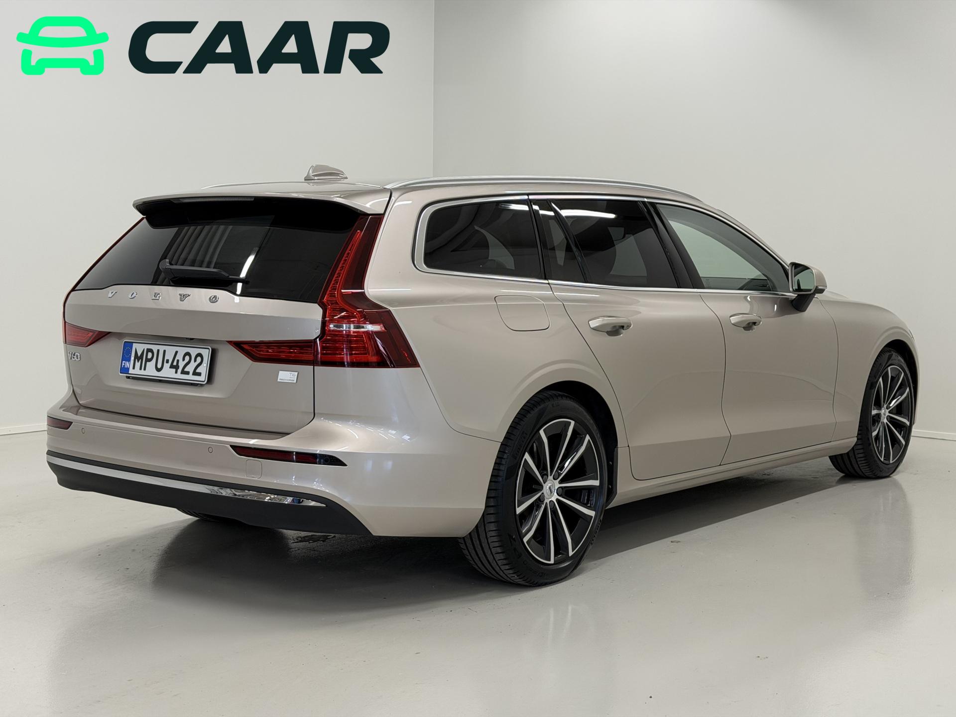 VOLVO V60 2024