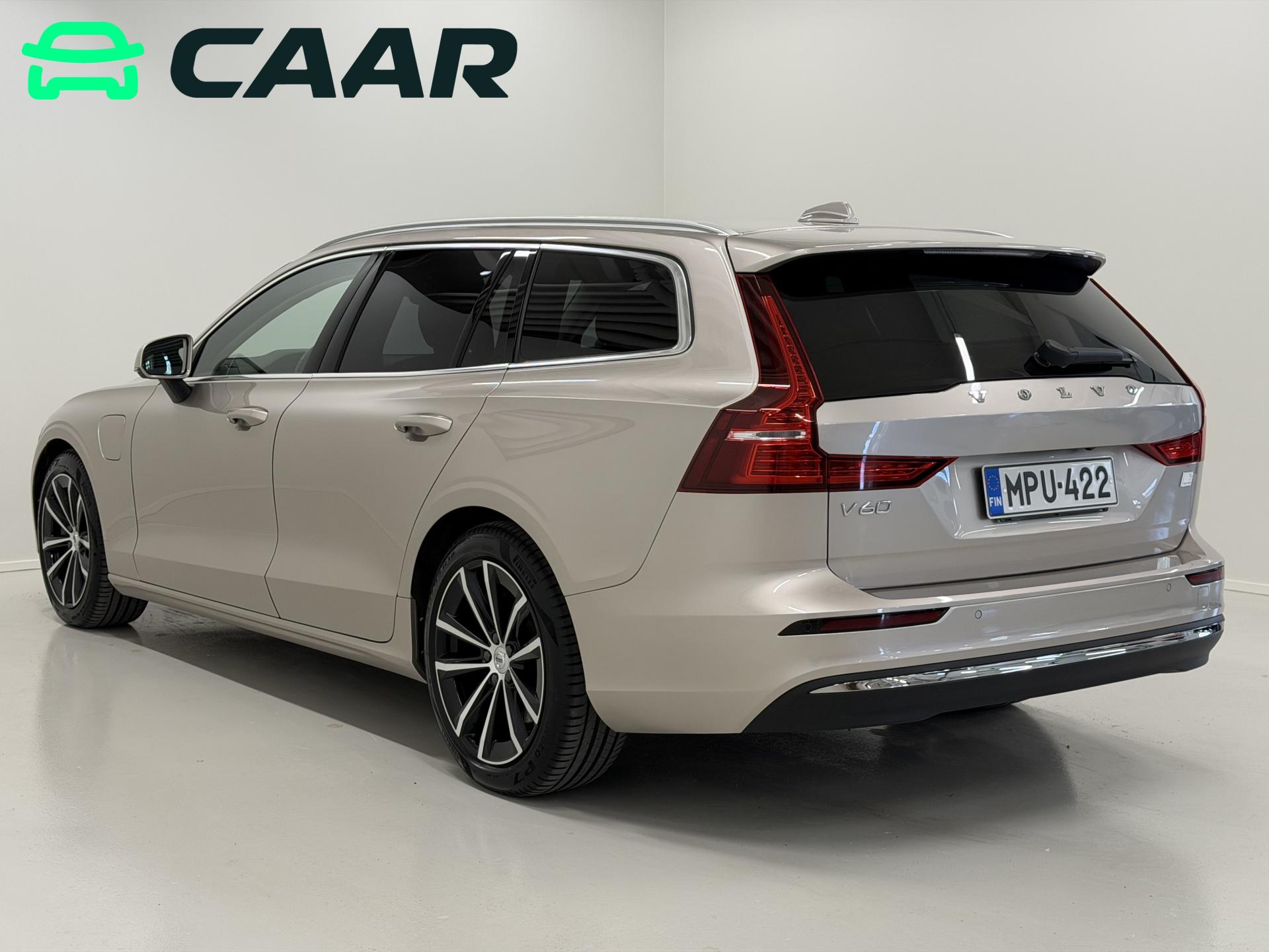 VOLVO V60 2024