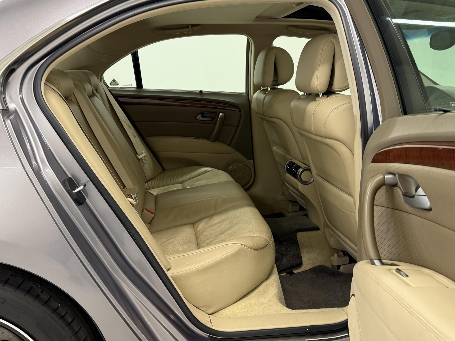 HONDA Legend 2006
