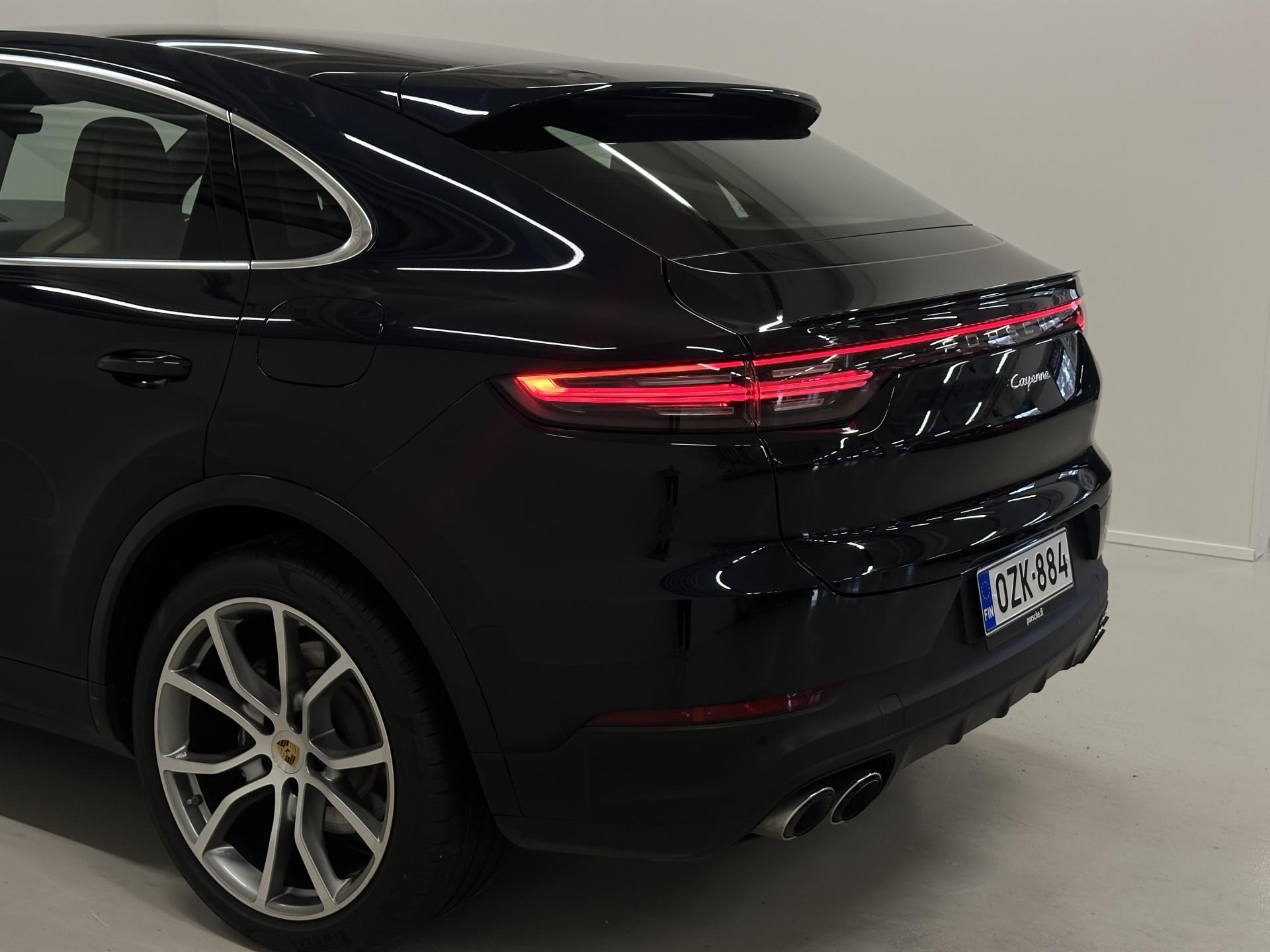 PORSCHE Cayenne 2022