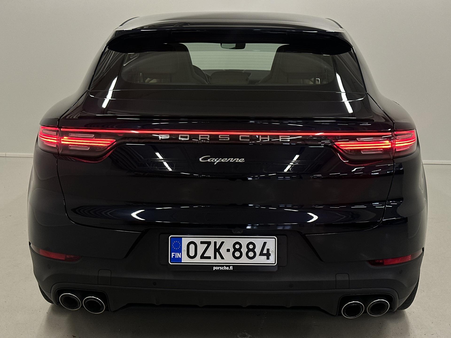 PORSCHE Cayenne 2022