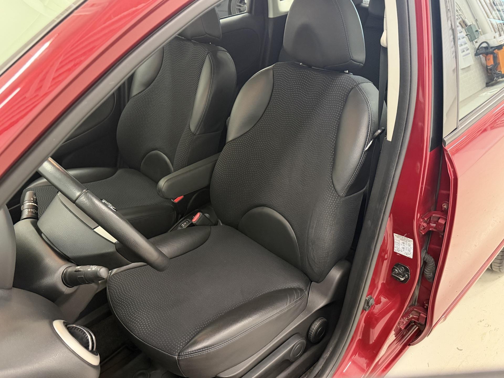NISSAN Note 2013