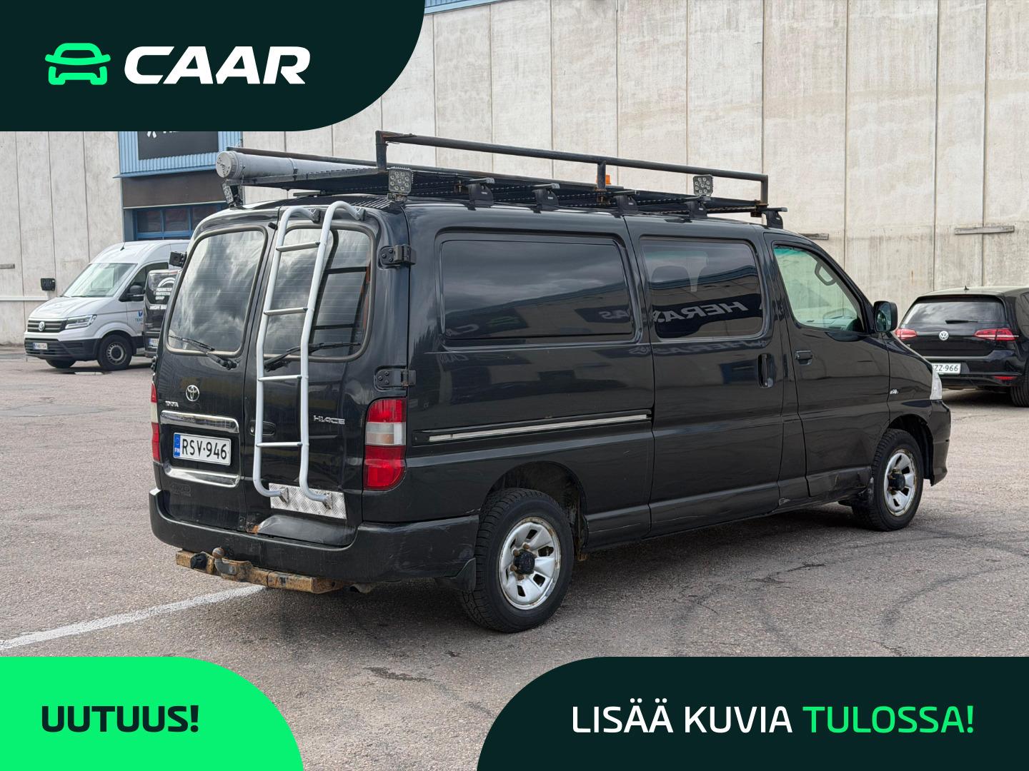 TOYOTA Hiace 2011