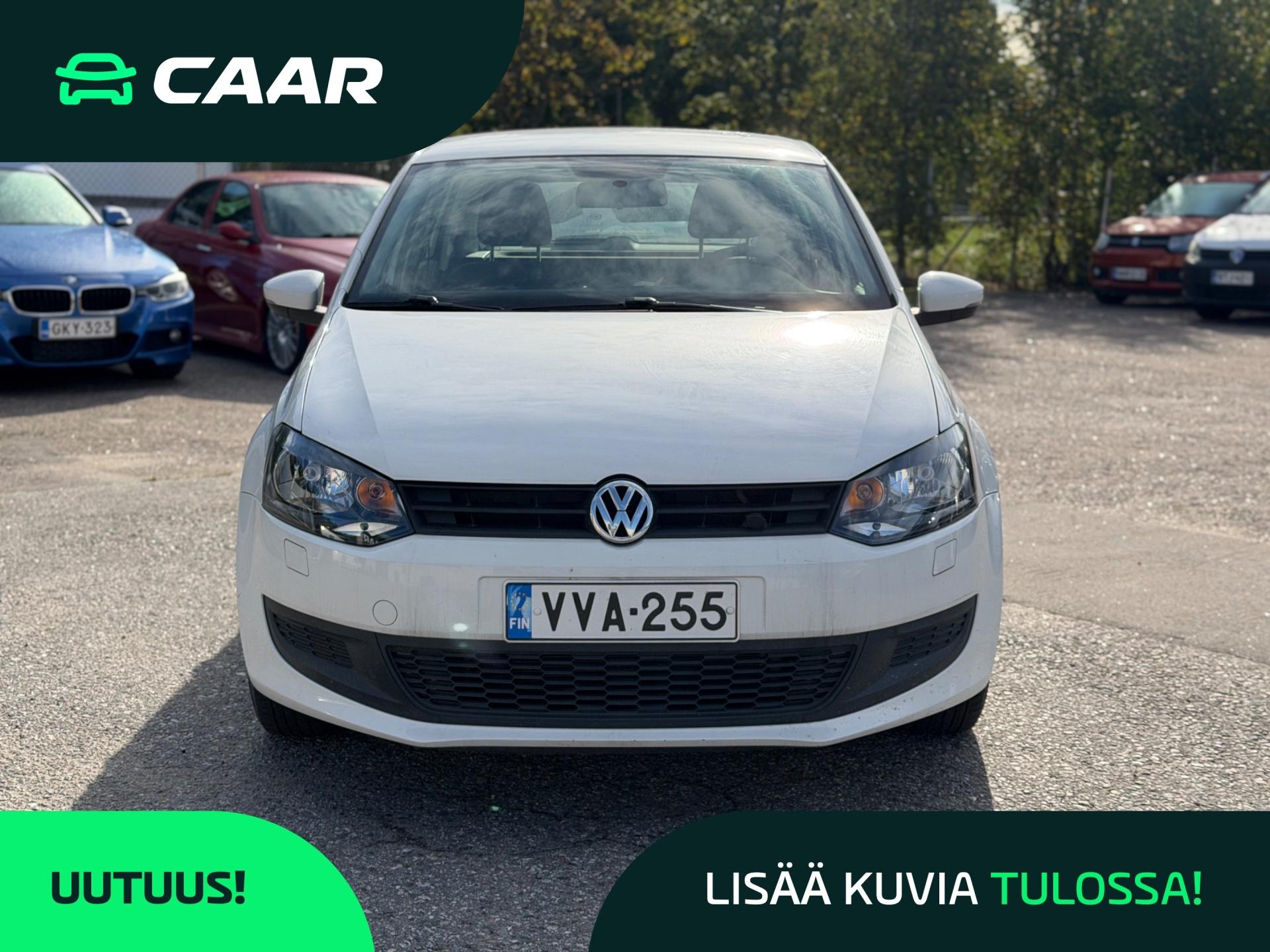 VOLKSWAGEN Polo 2014