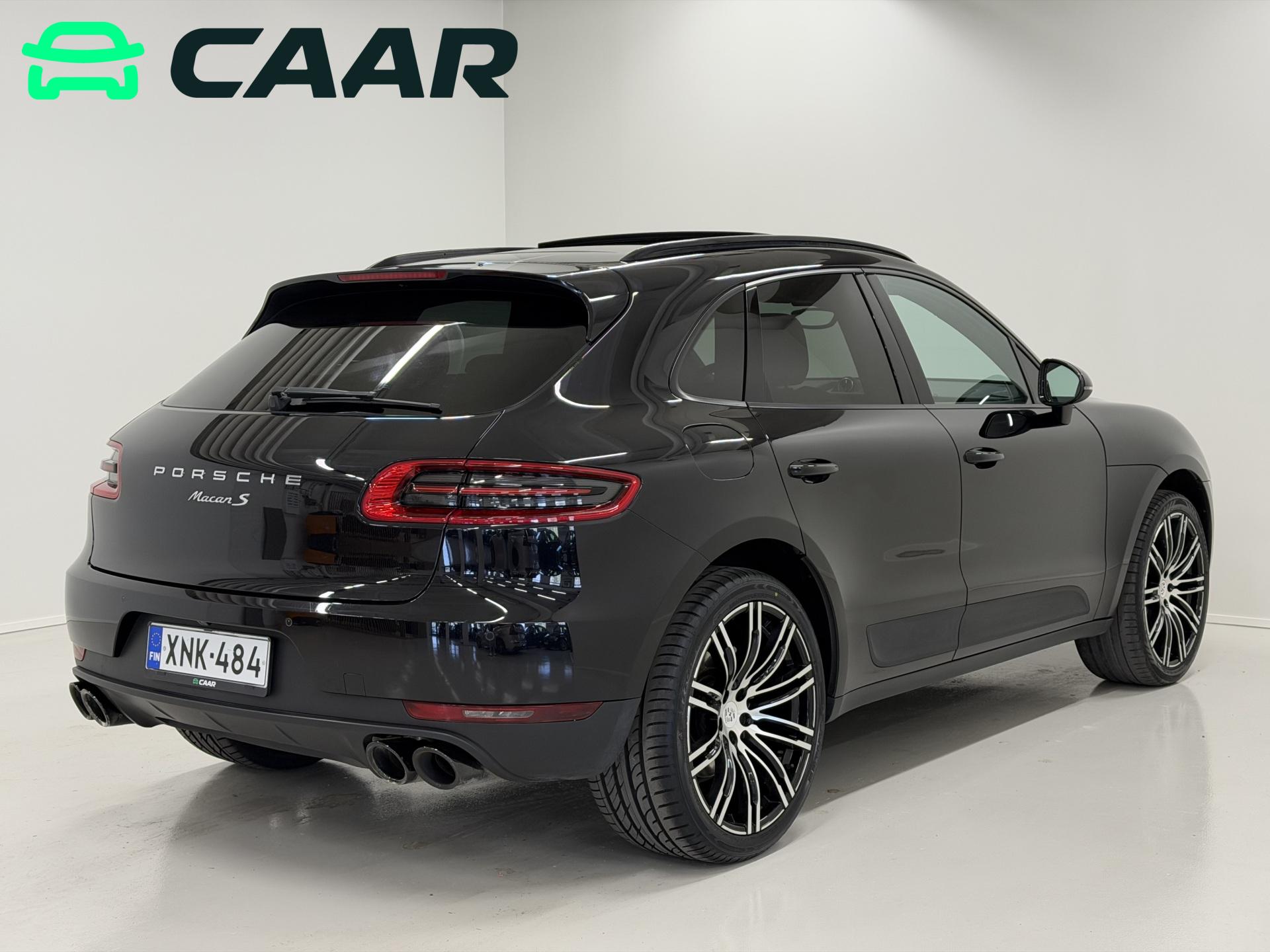 PORSCHE Macan 2015