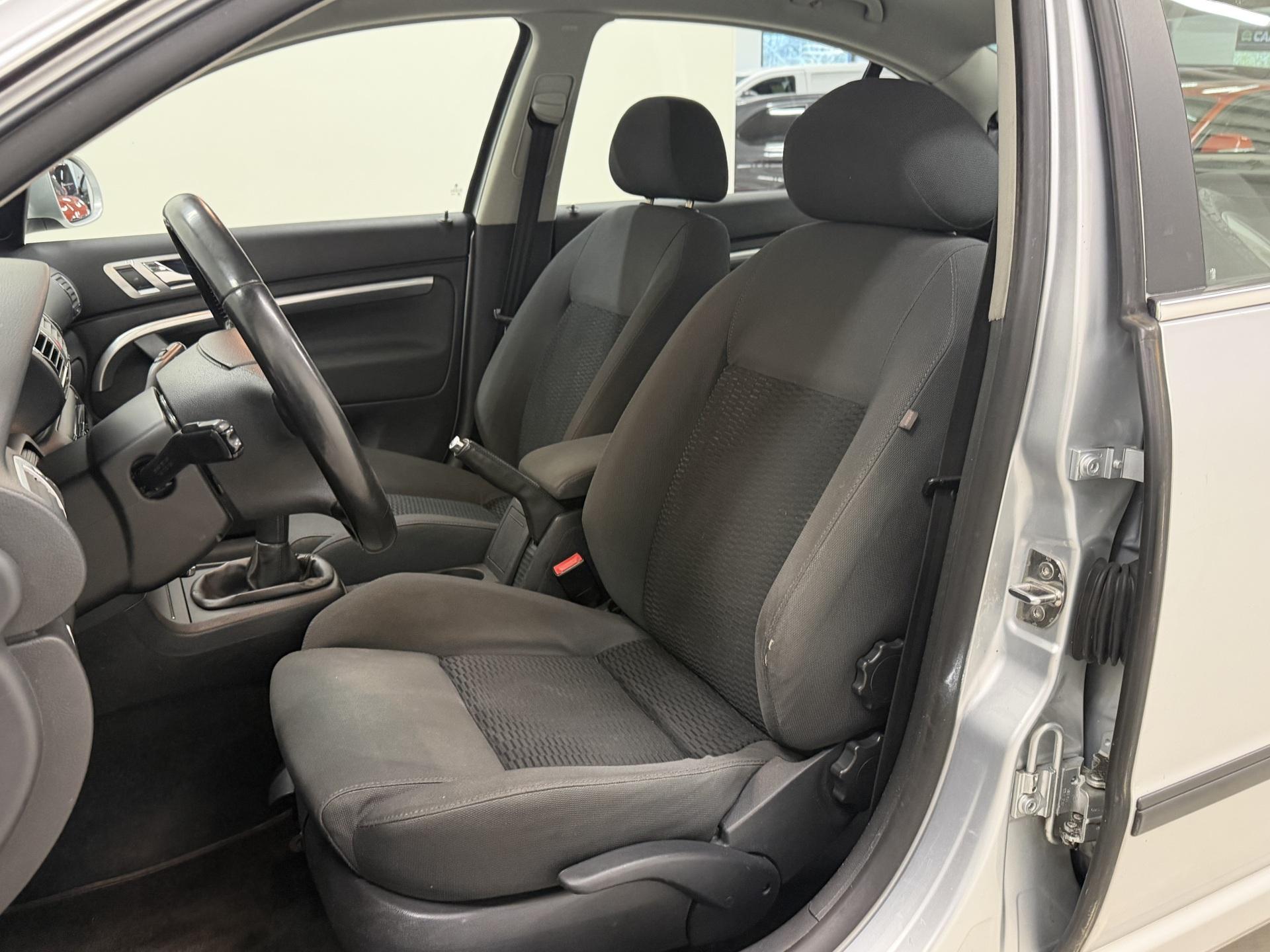 SKODA Superb 2008