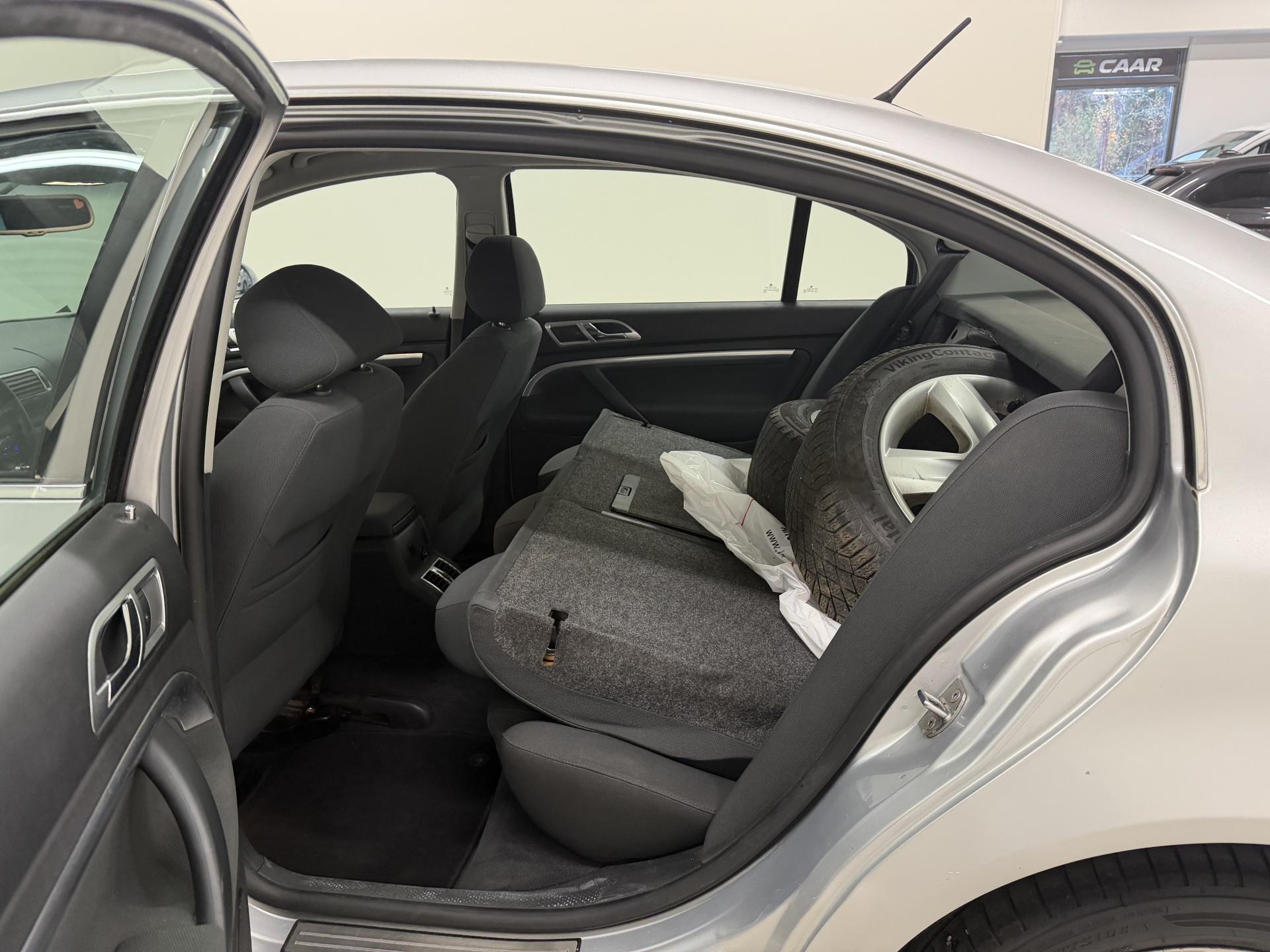 SKODA Superb 2008