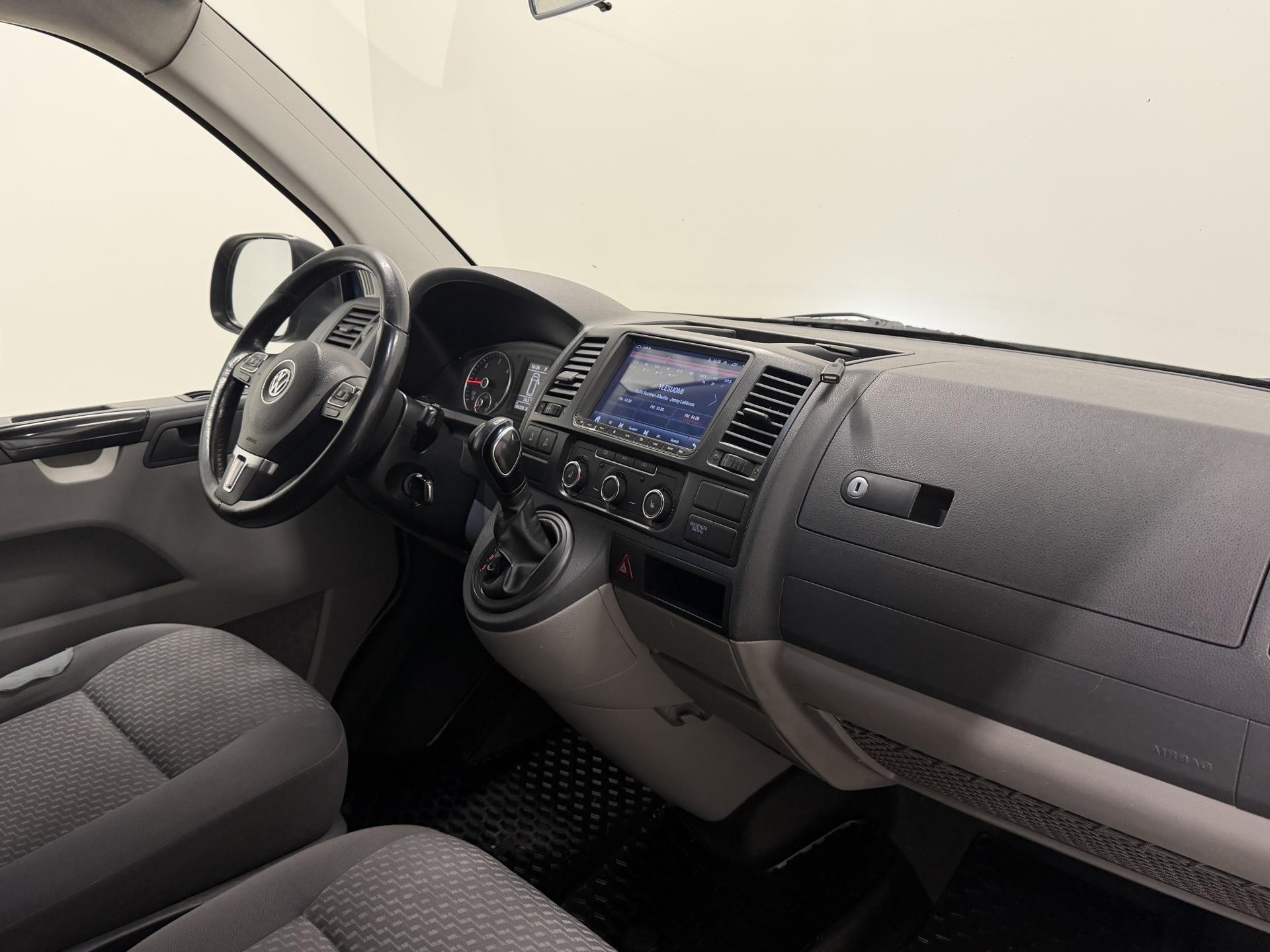 VOLKSWAGEN Transporter 2013