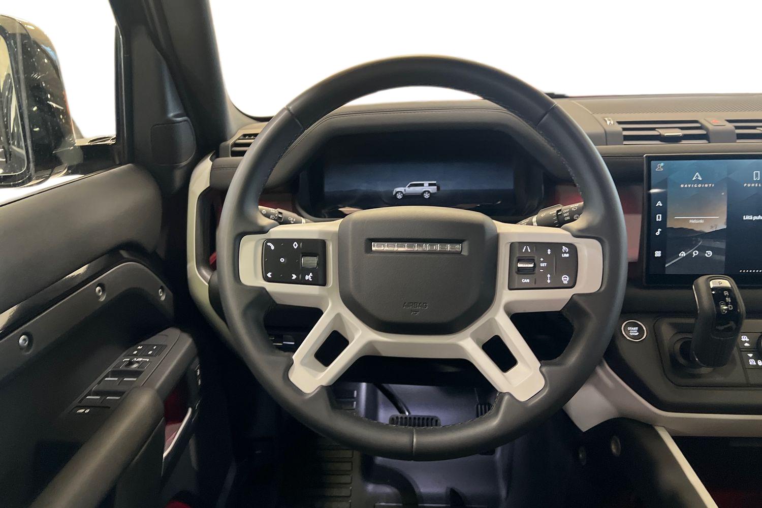 Land Rover Defender 9