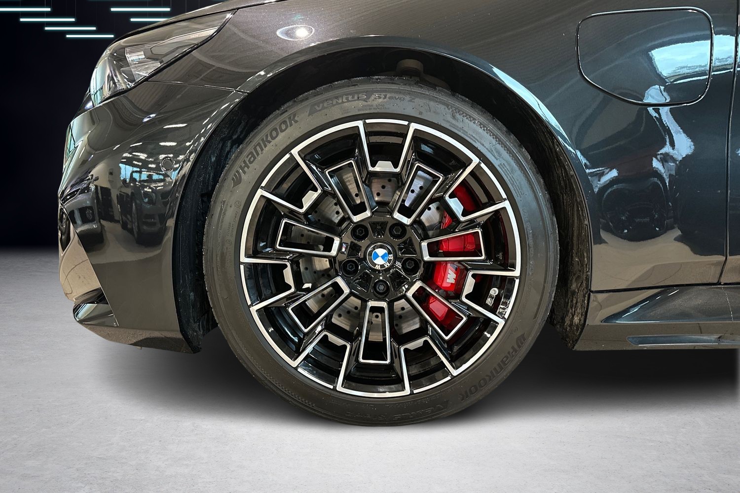 BMW M5 2025