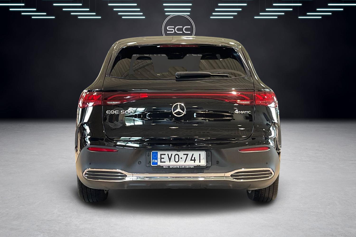Mercedes-Benz EQE SUV 4