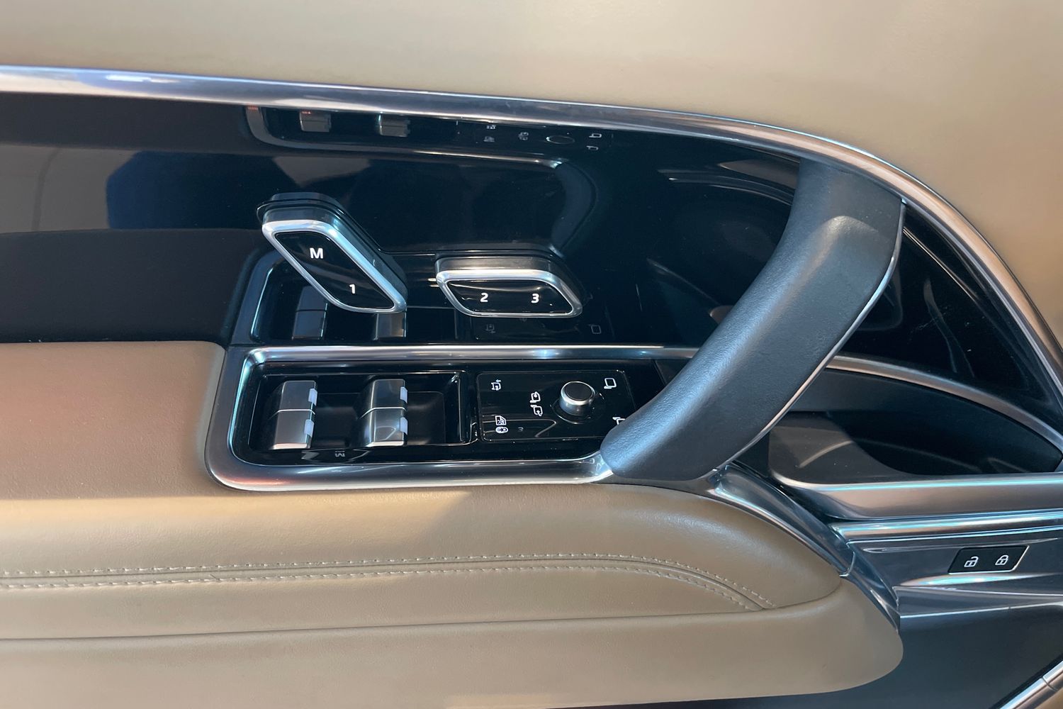 Land Rover Range Rover 2023