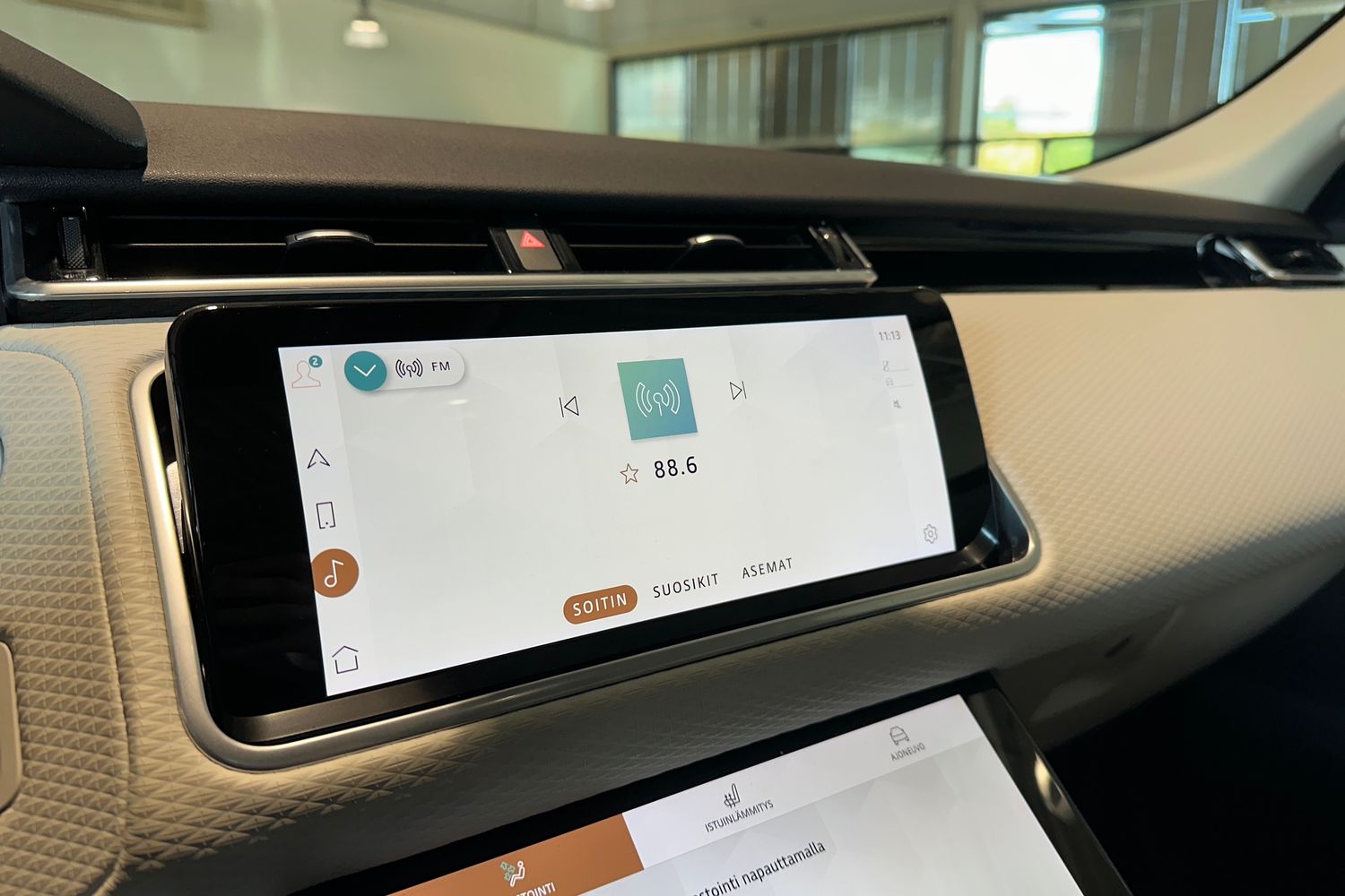 Land Rover Range Rover Velar 16