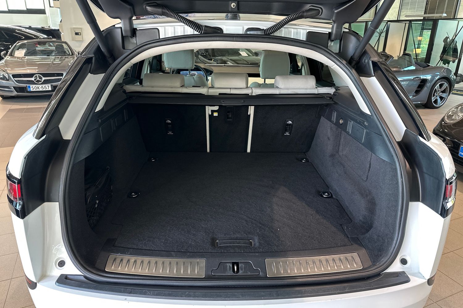 Land Rover Range Rover Velar 23