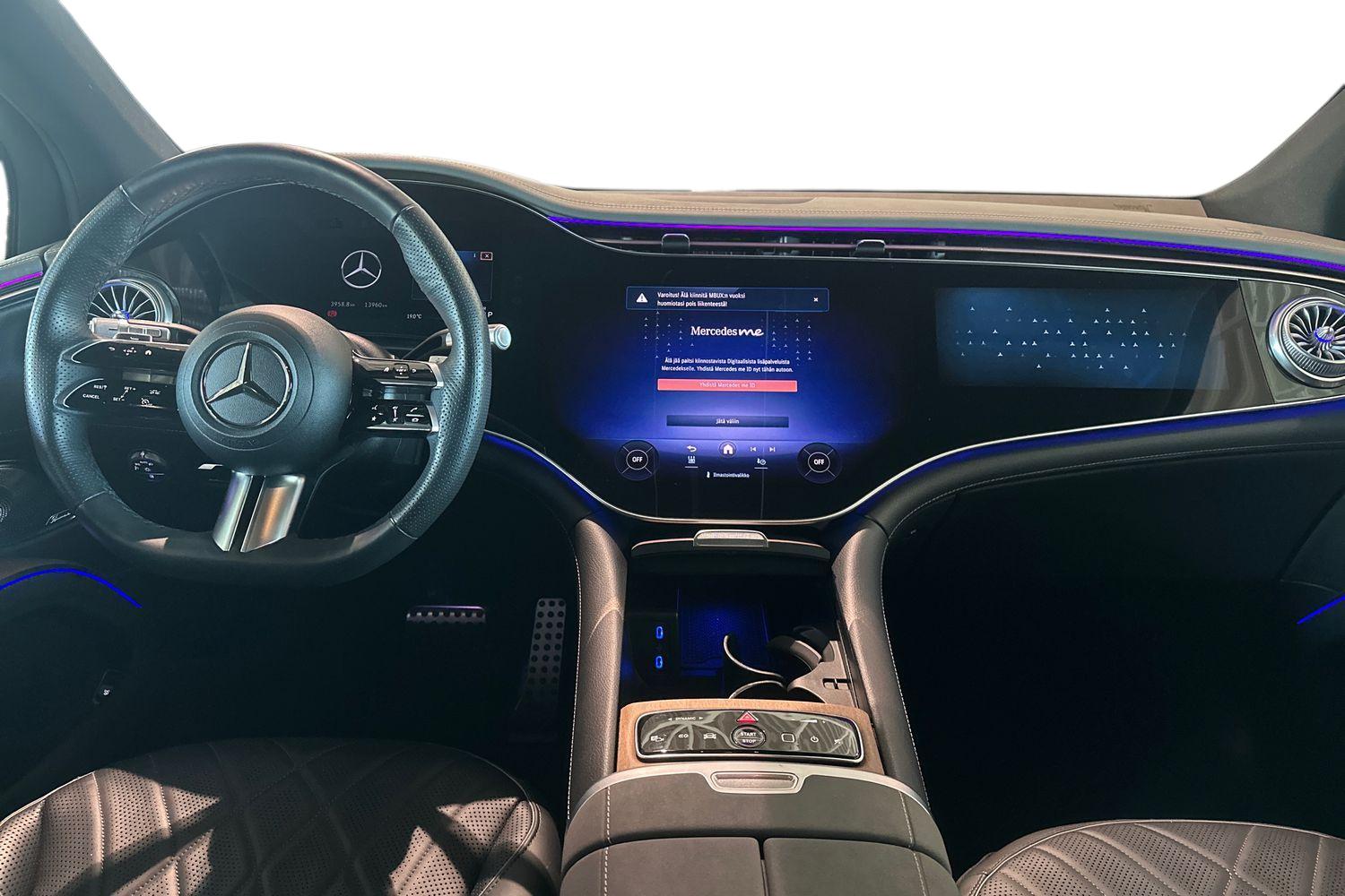Mercedes-Benz EQS SUV 11