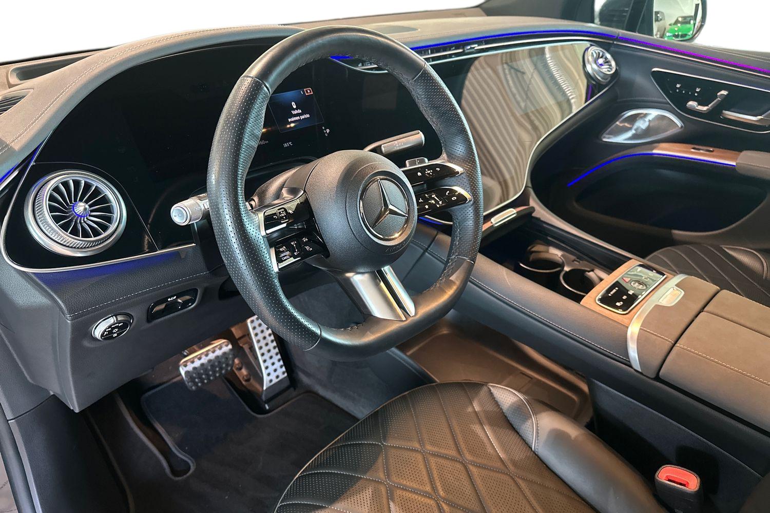 Mercedes-Benz EQS SUV 9