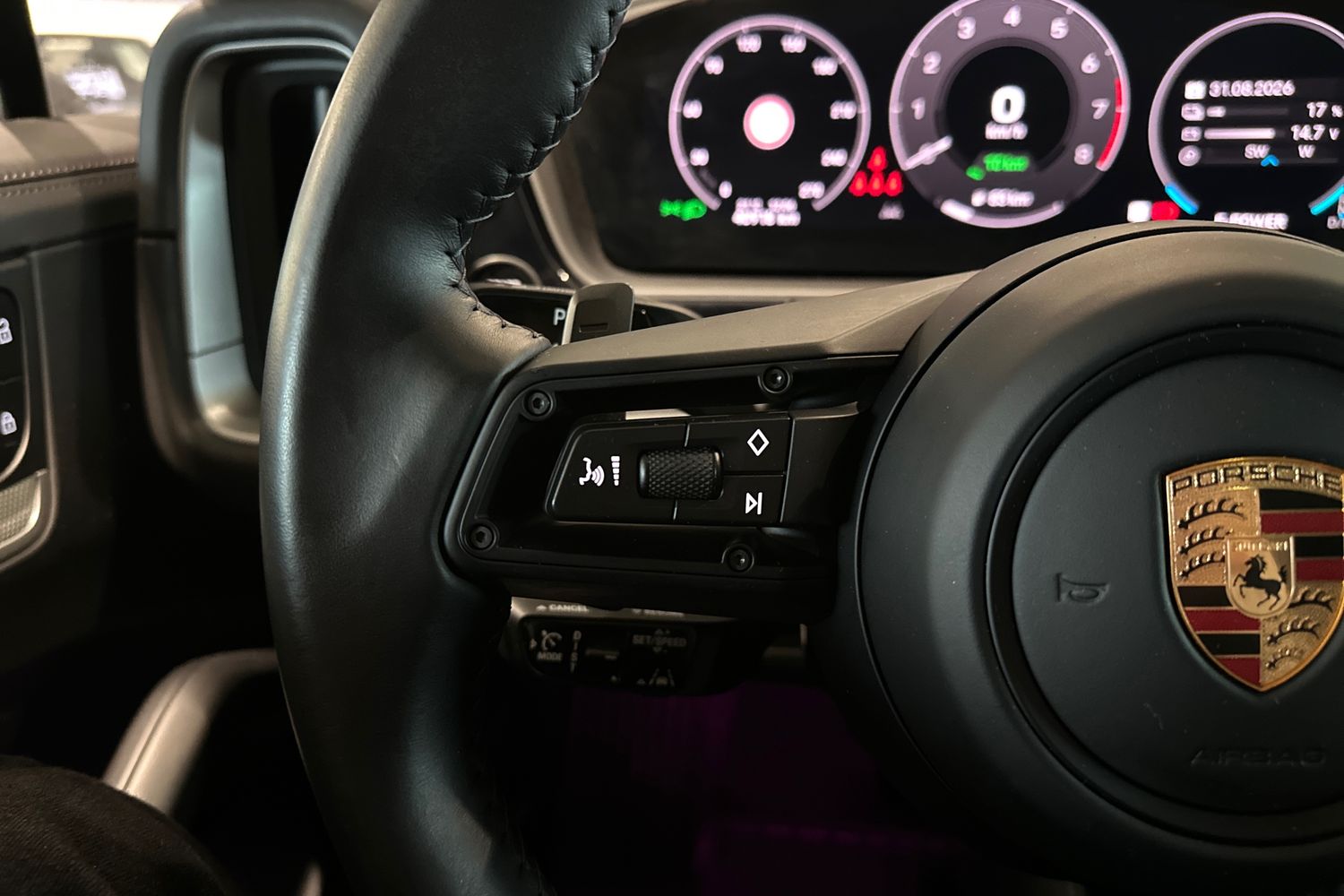 Porsche Cayenne 20
