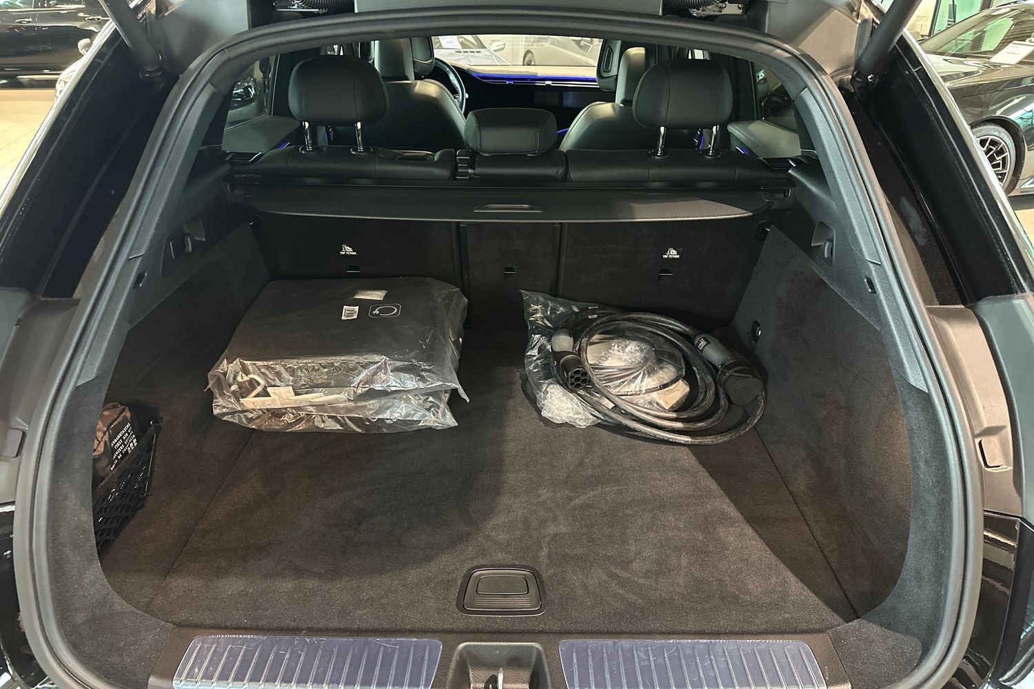 Mercedes-Benz EQE SUV 2024