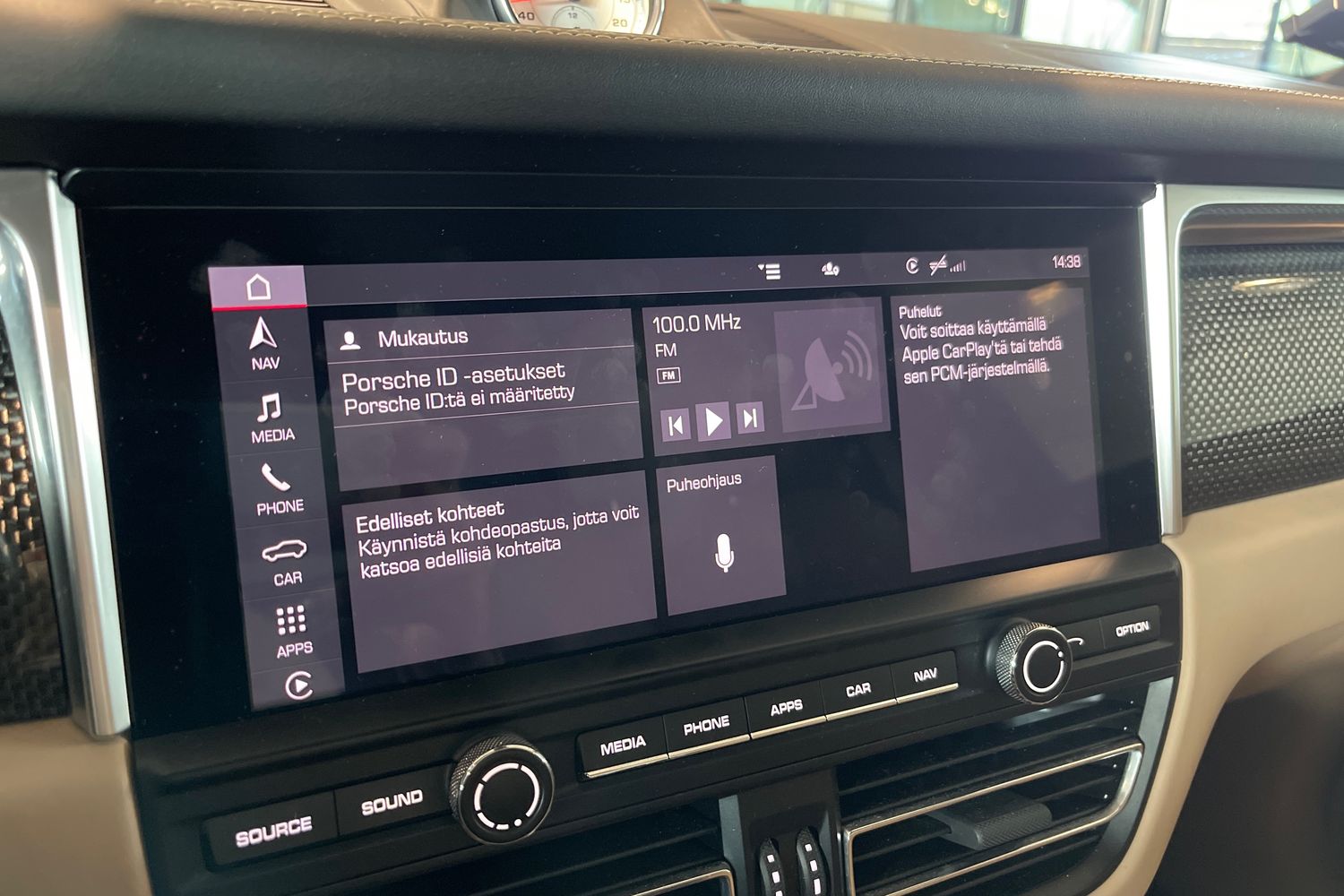 Porsche Macan 2020