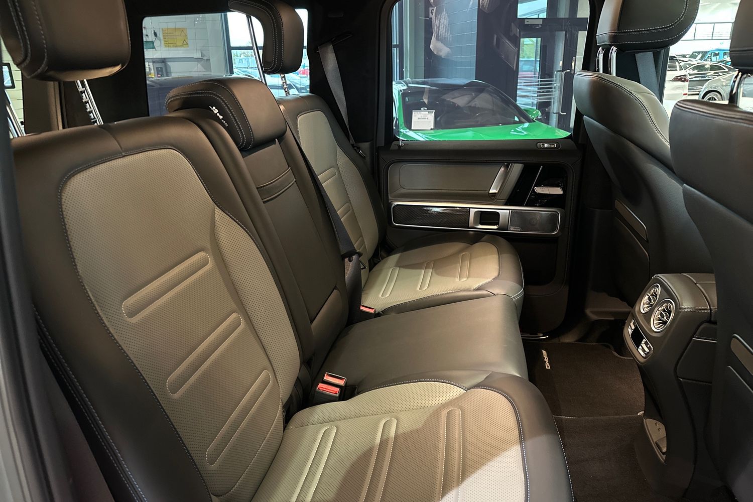 Mercedes-Benz G 2025